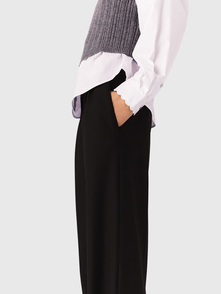 Pantaloni larghi da completo