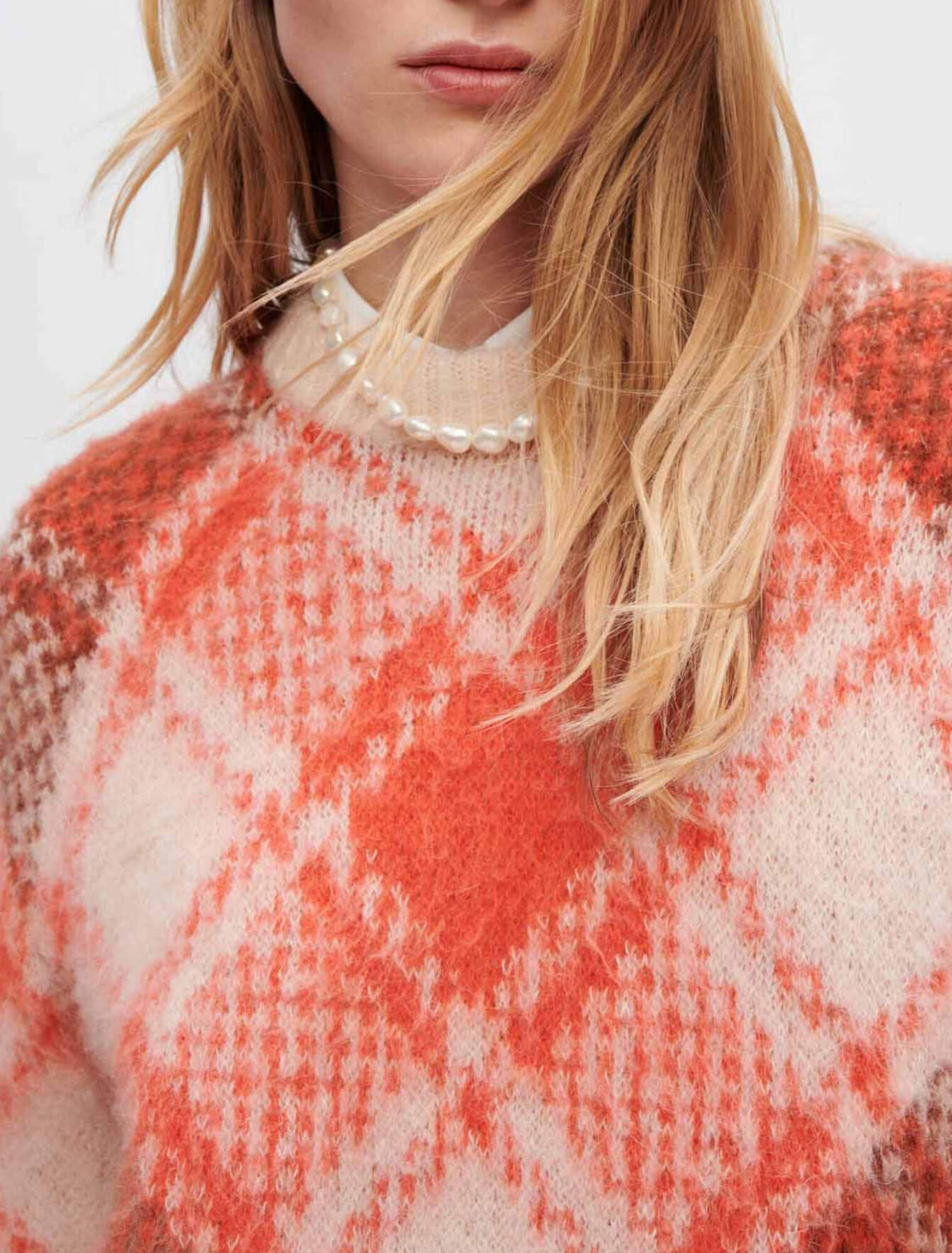 Pullover fluffy in jacquard a rombi