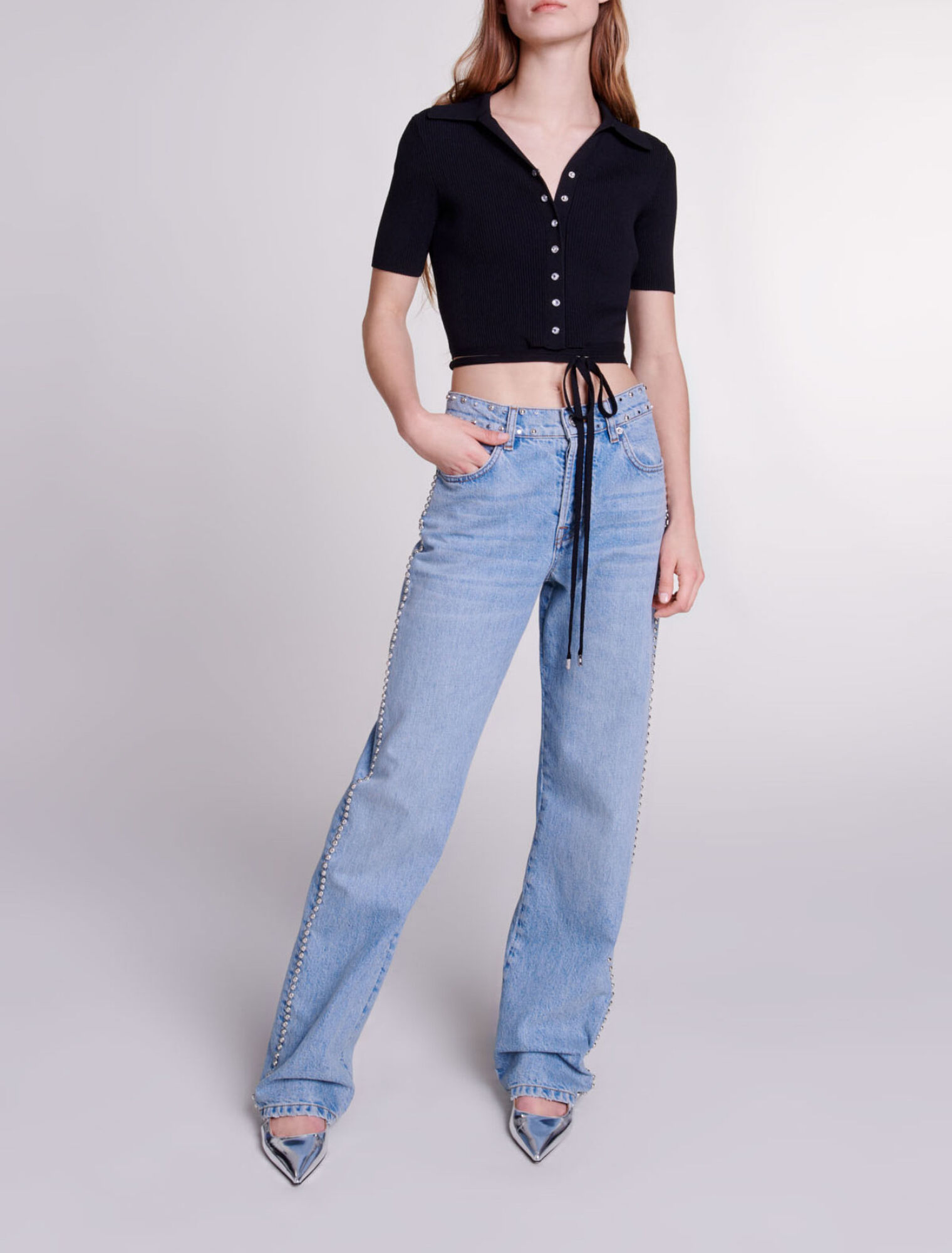 Top corto in maglia con lacci