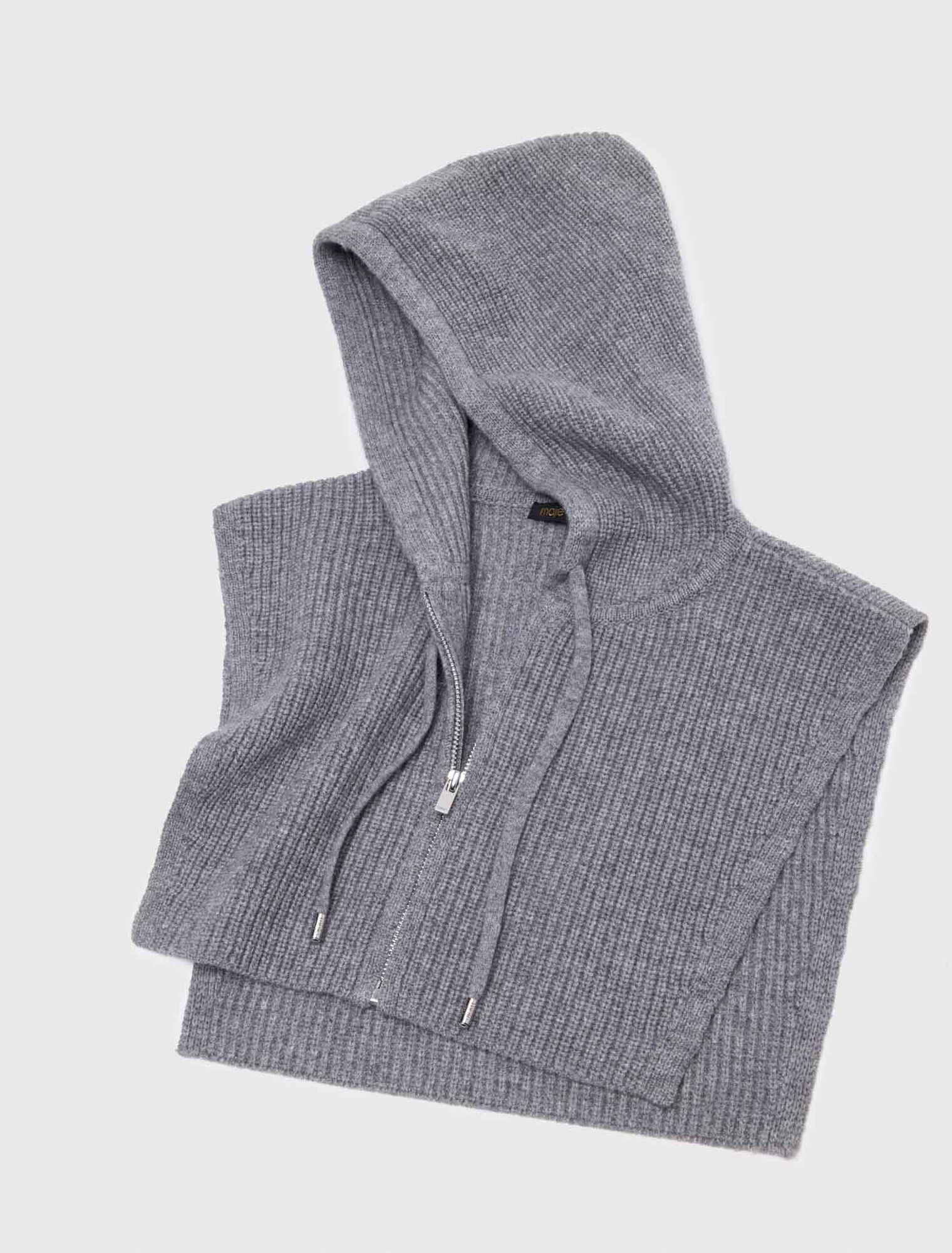 Collo in maglia