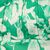 Imprime floral ecru fond vert