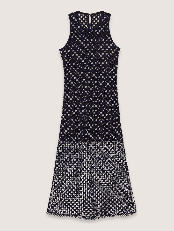Abito lungo in crochet con perline