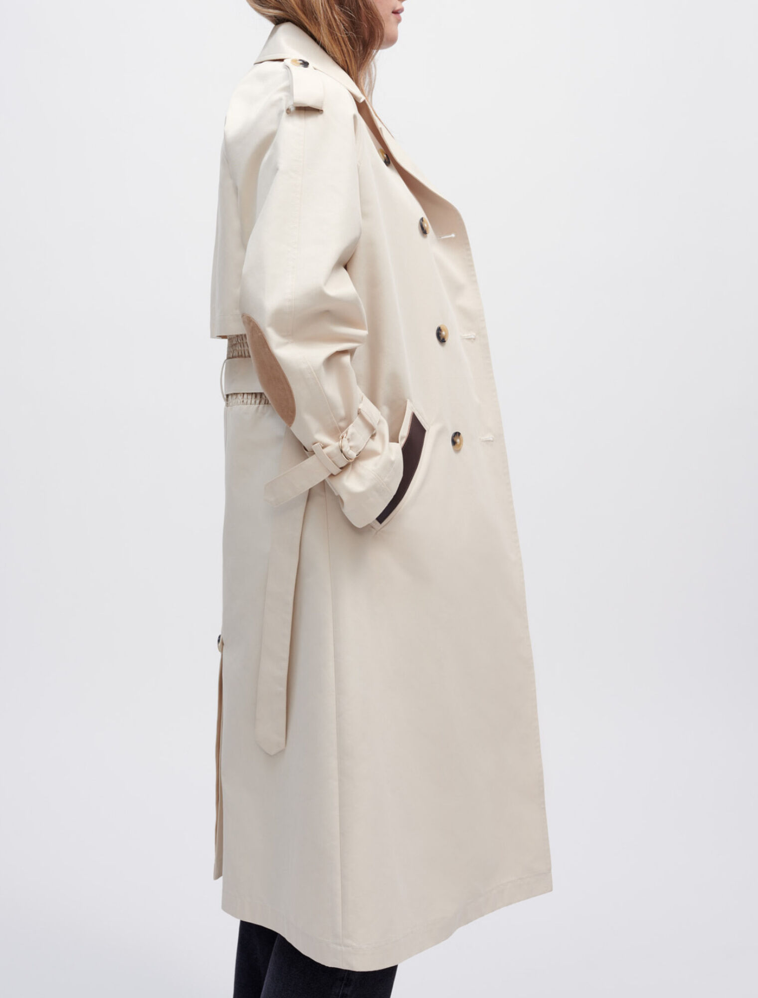 Trench con smock nella parte posteriore