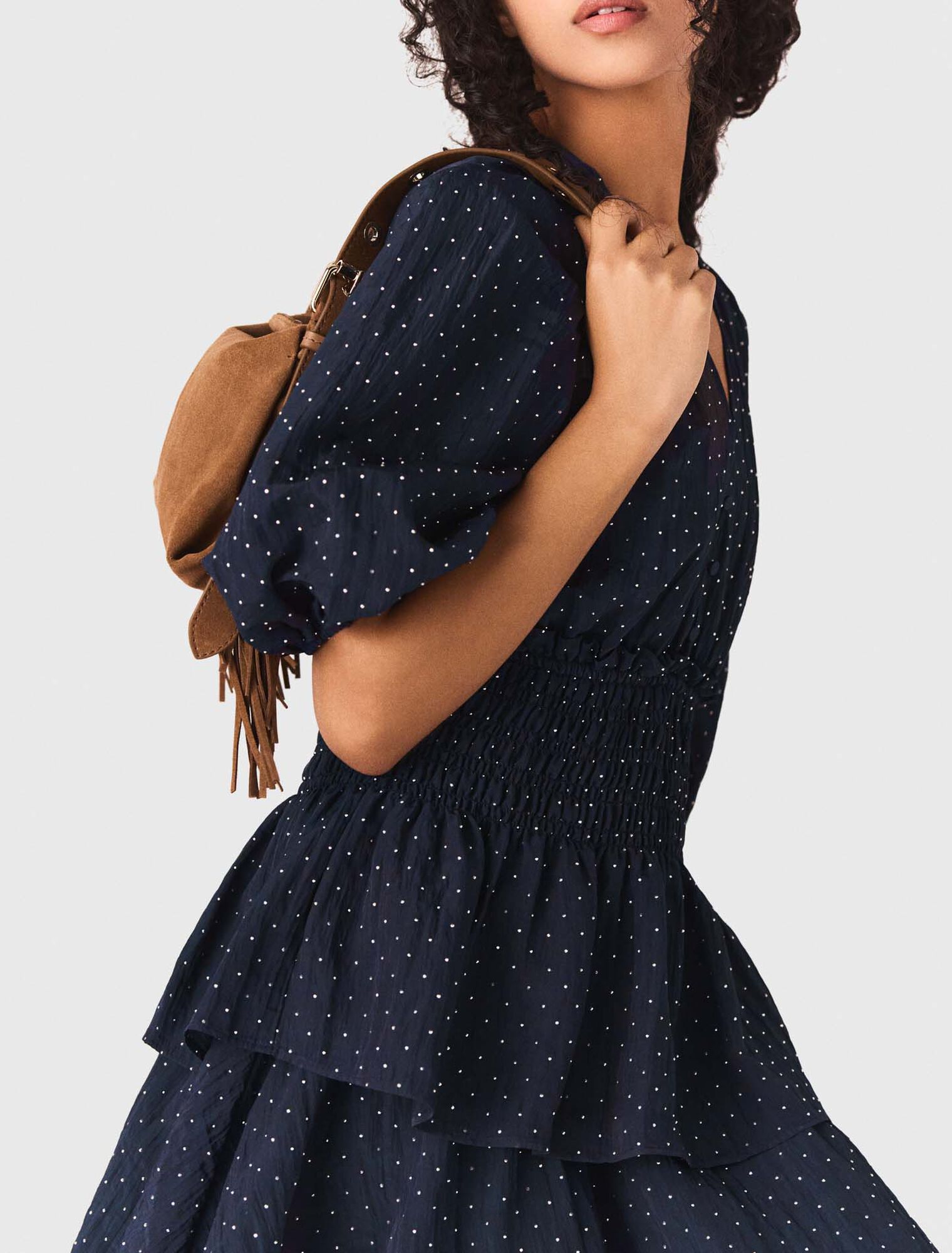 Abito con volant e strass