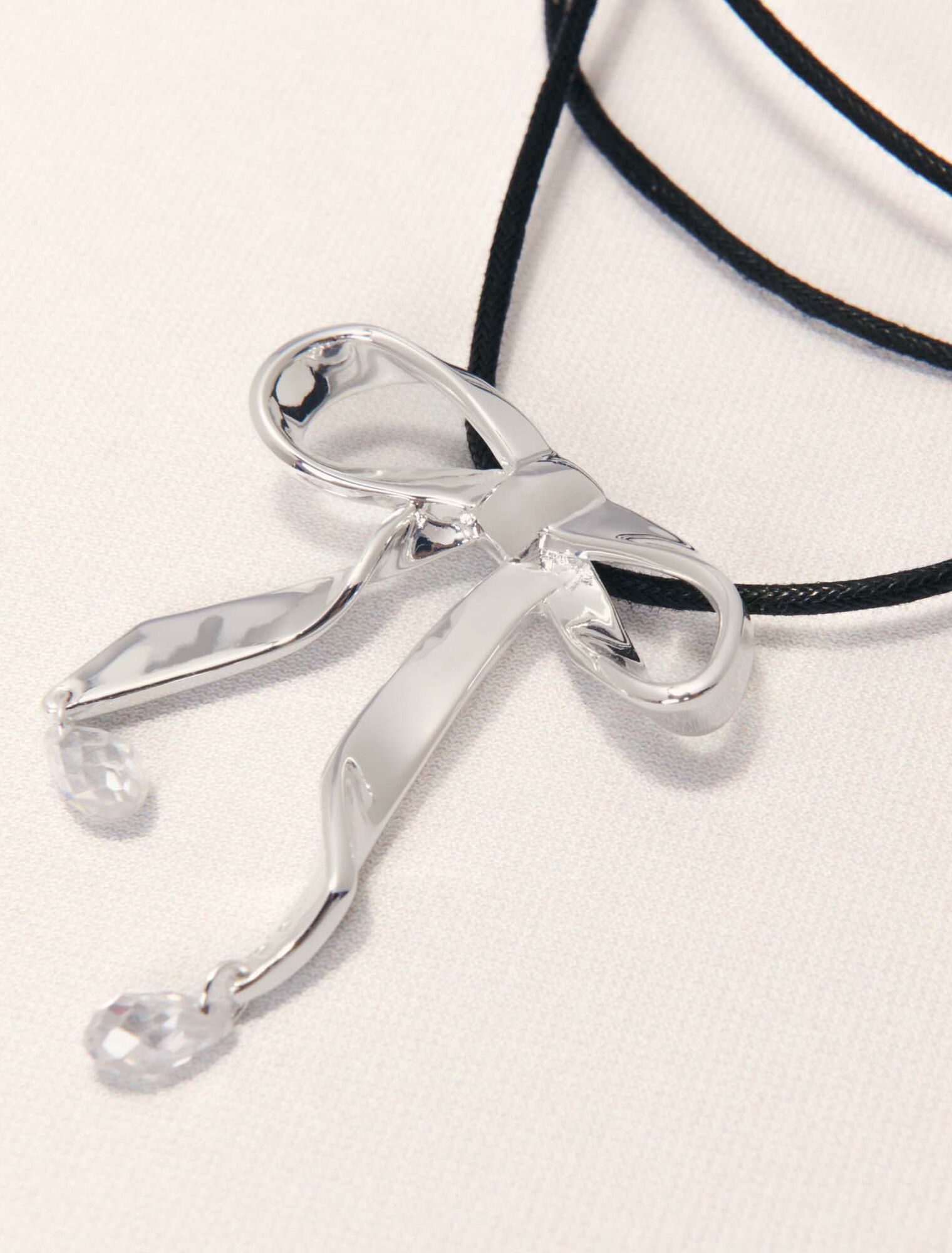 Collana fiocco argentato da legare