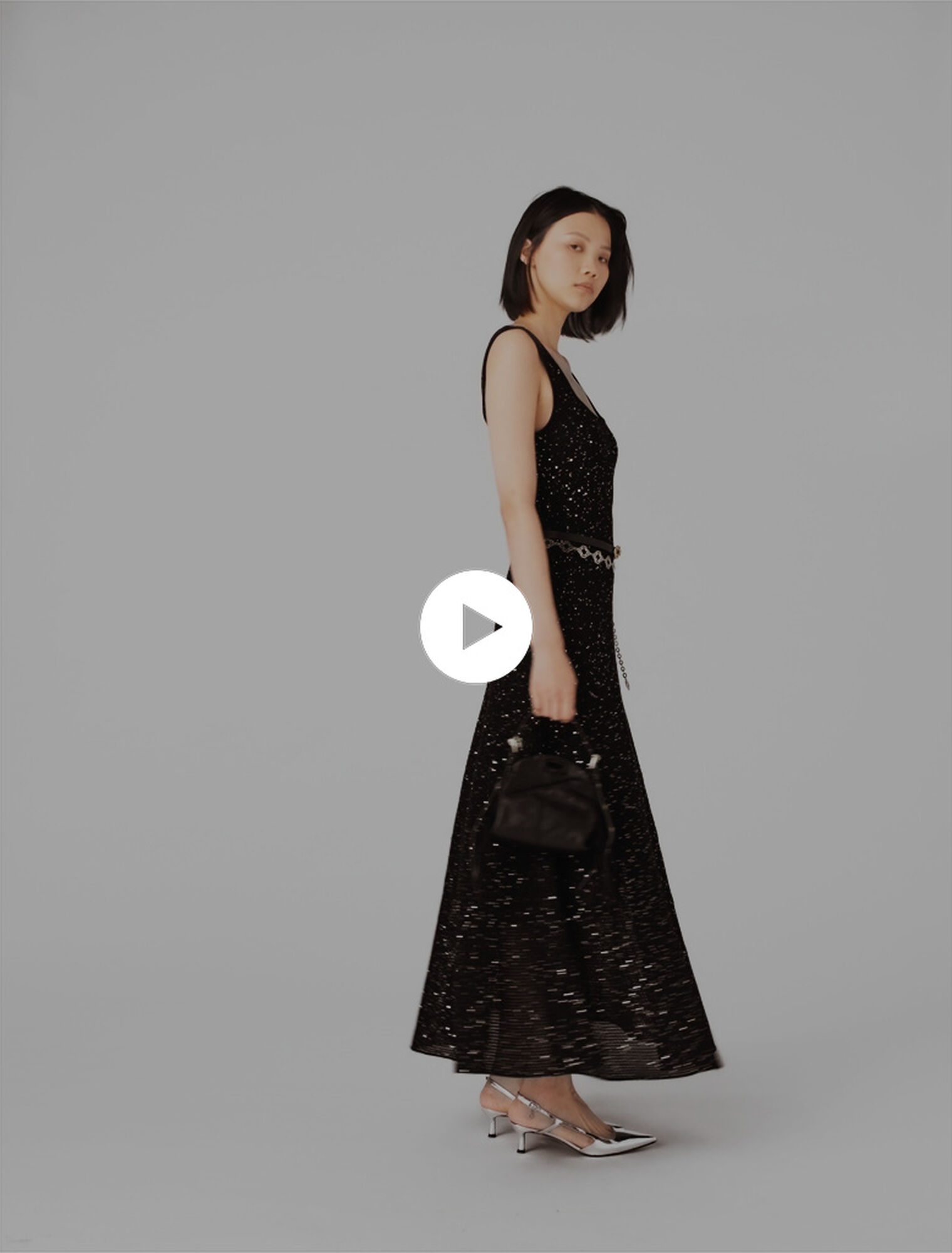 Abito lungo in maglia a strass