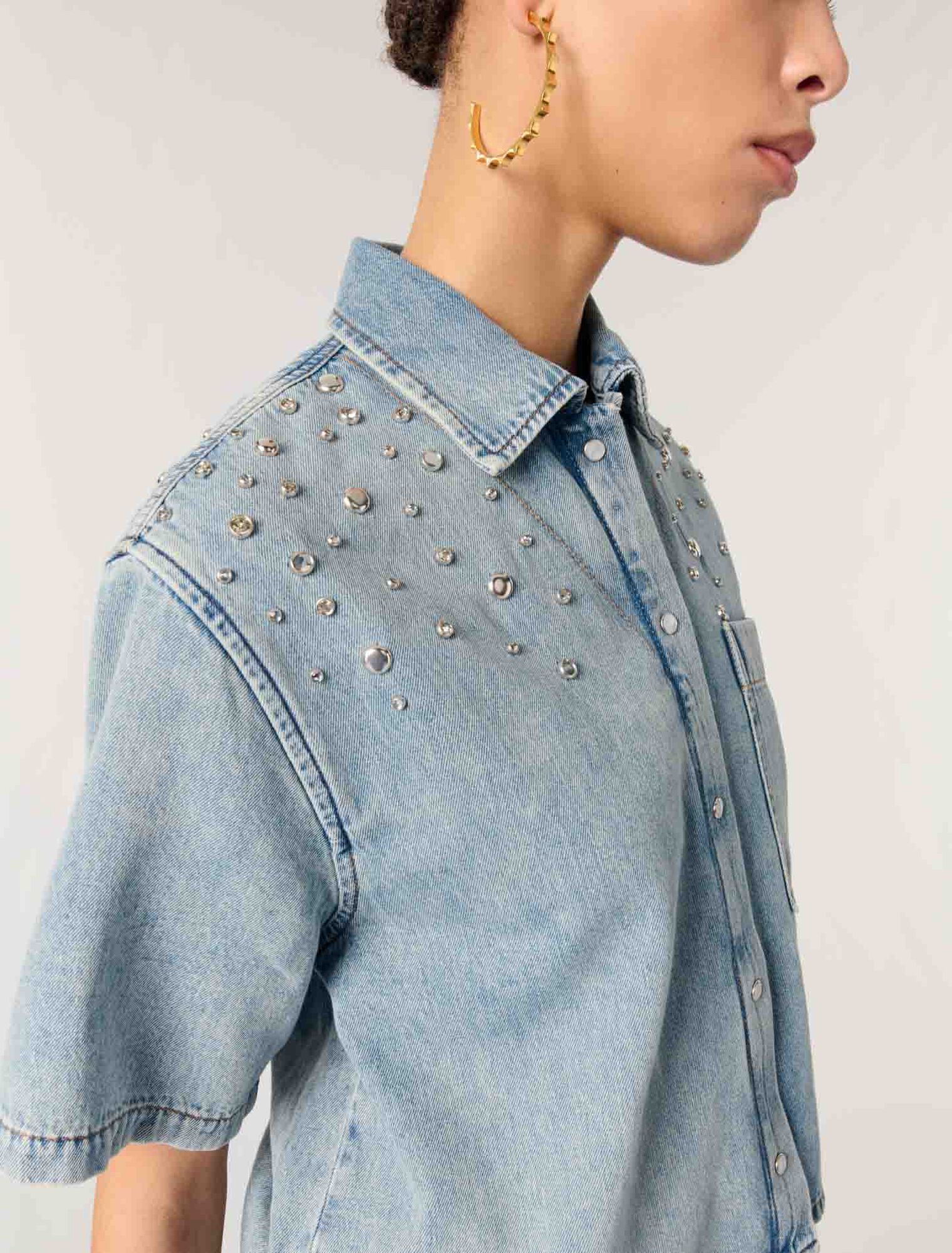 Camicia in denim con borchie