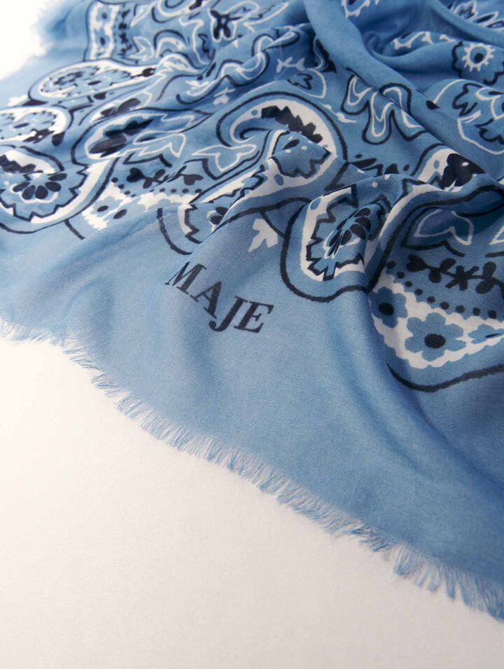 Scialle con stampa a bandana