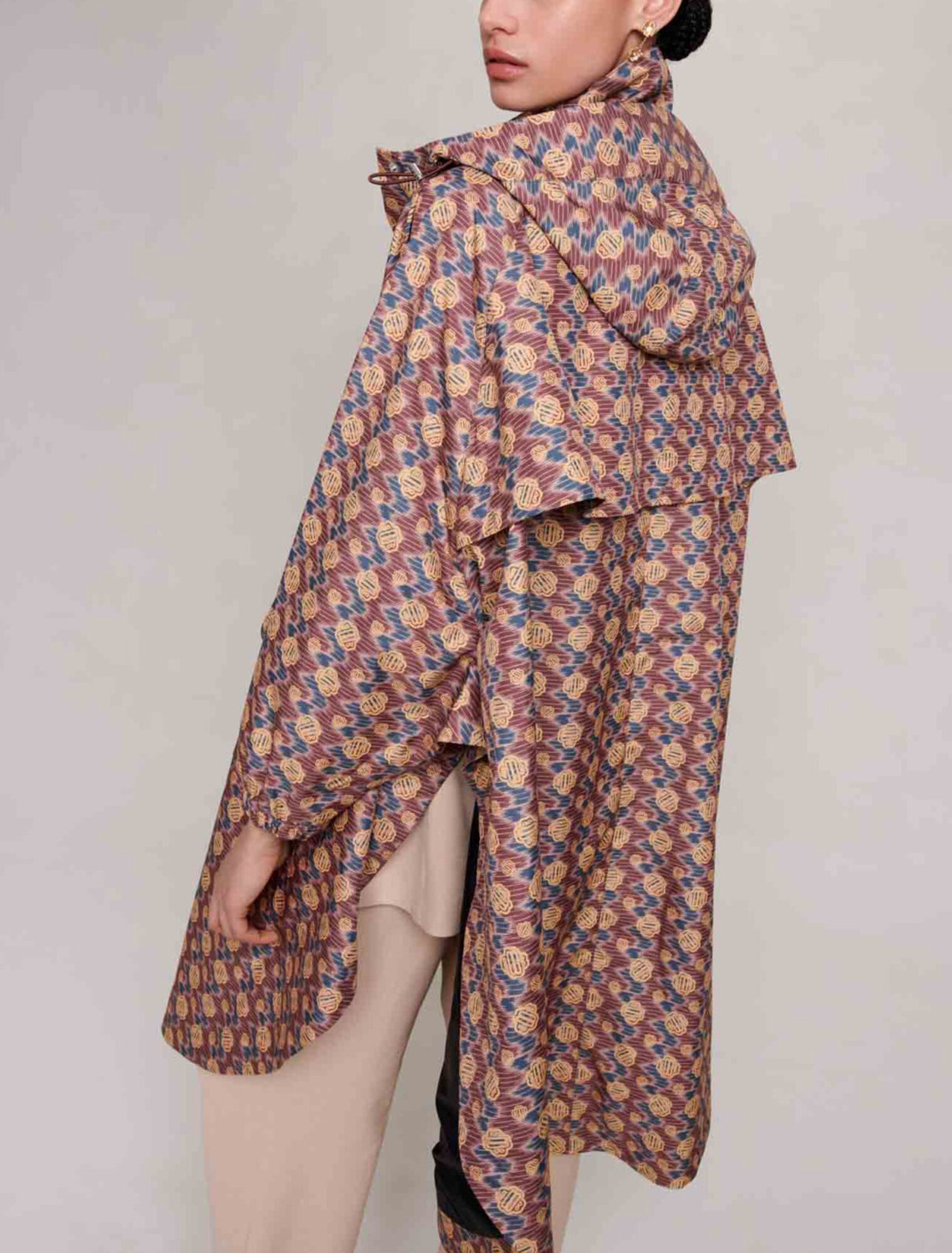 Cappotto monogramma