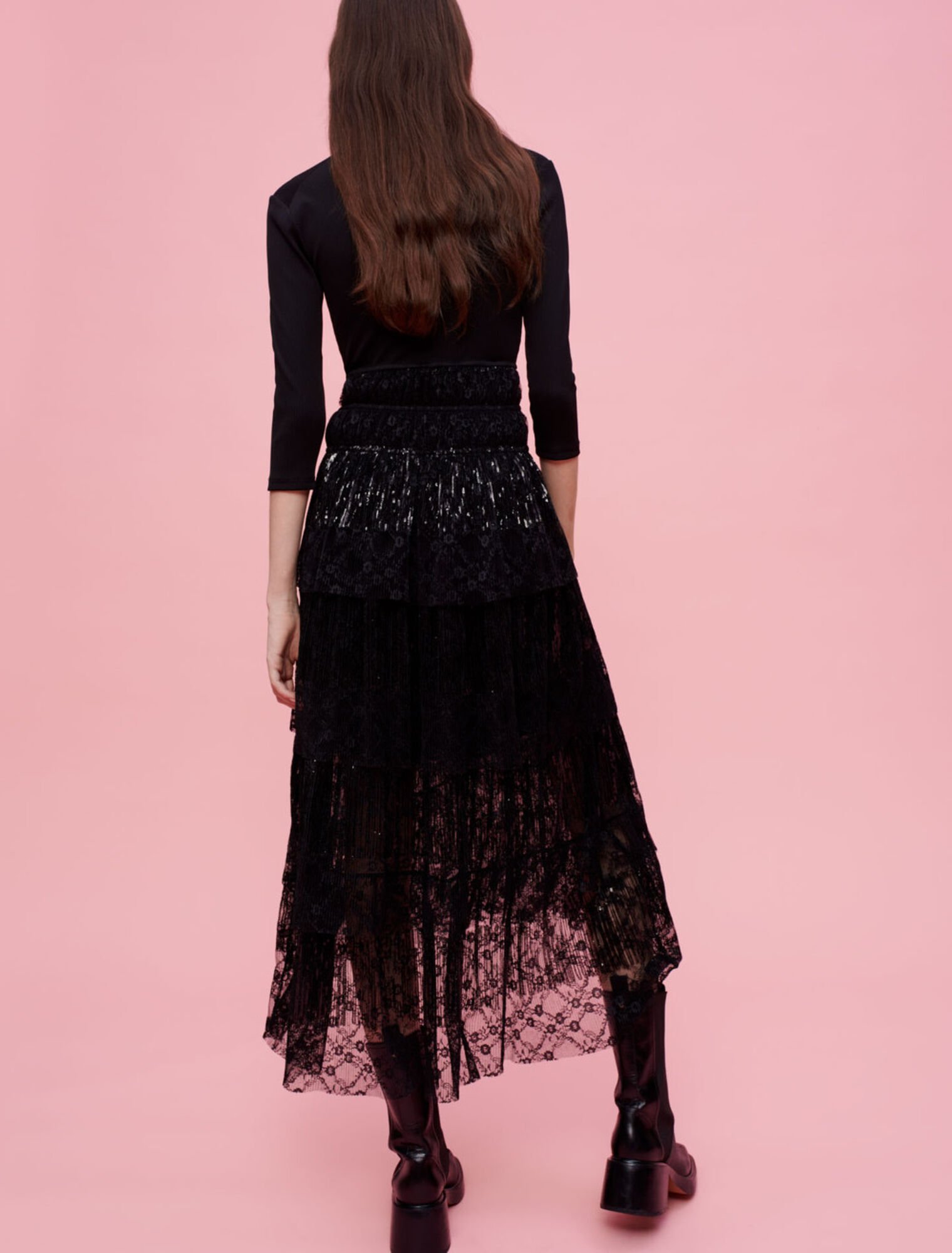 Abito in pizzo e jersey con paillettes
