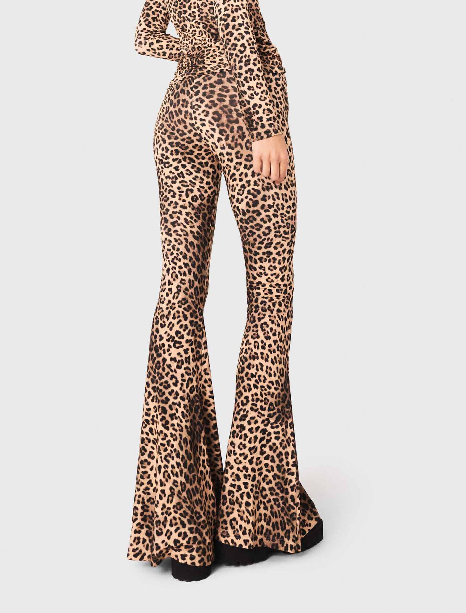Leggings svasati stampa leopardo