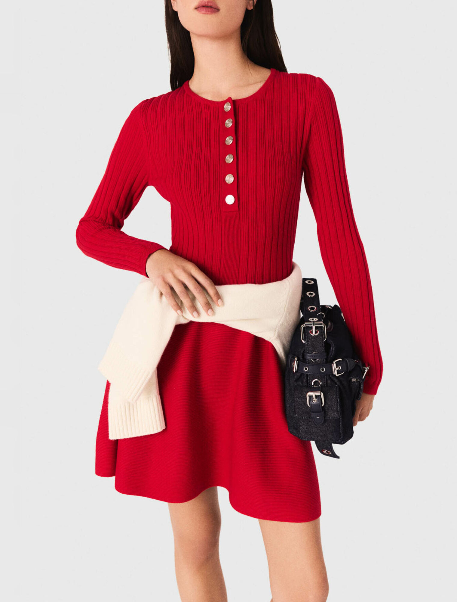 Abito in maglia con gonna svasata