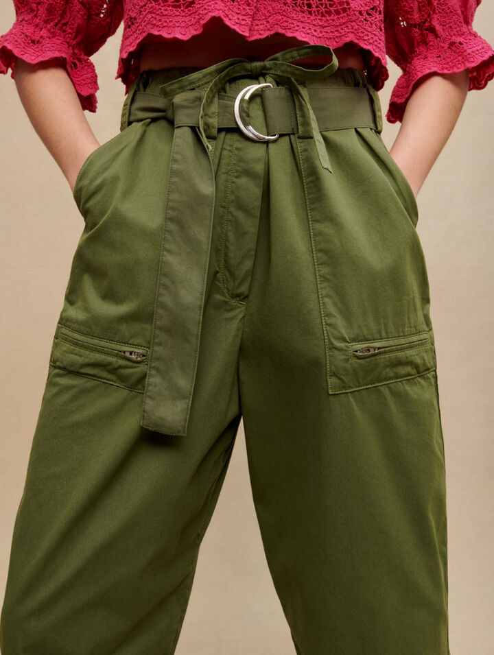Pantaloni cargo