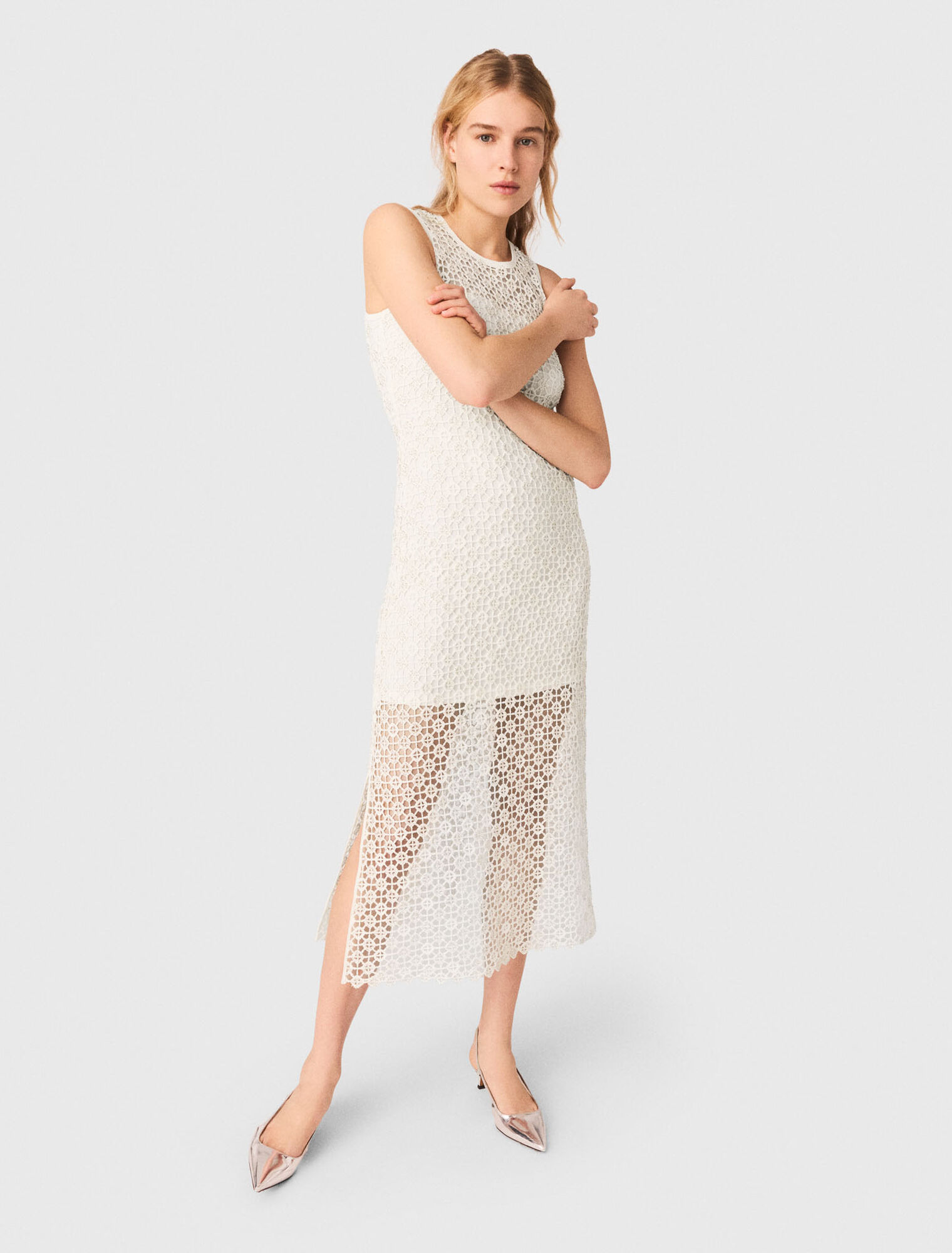 Abito lungo in crochet e strass