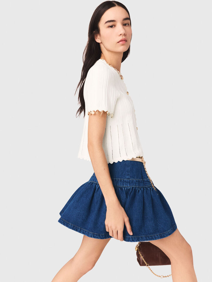 Cardigan con gioielli dorati