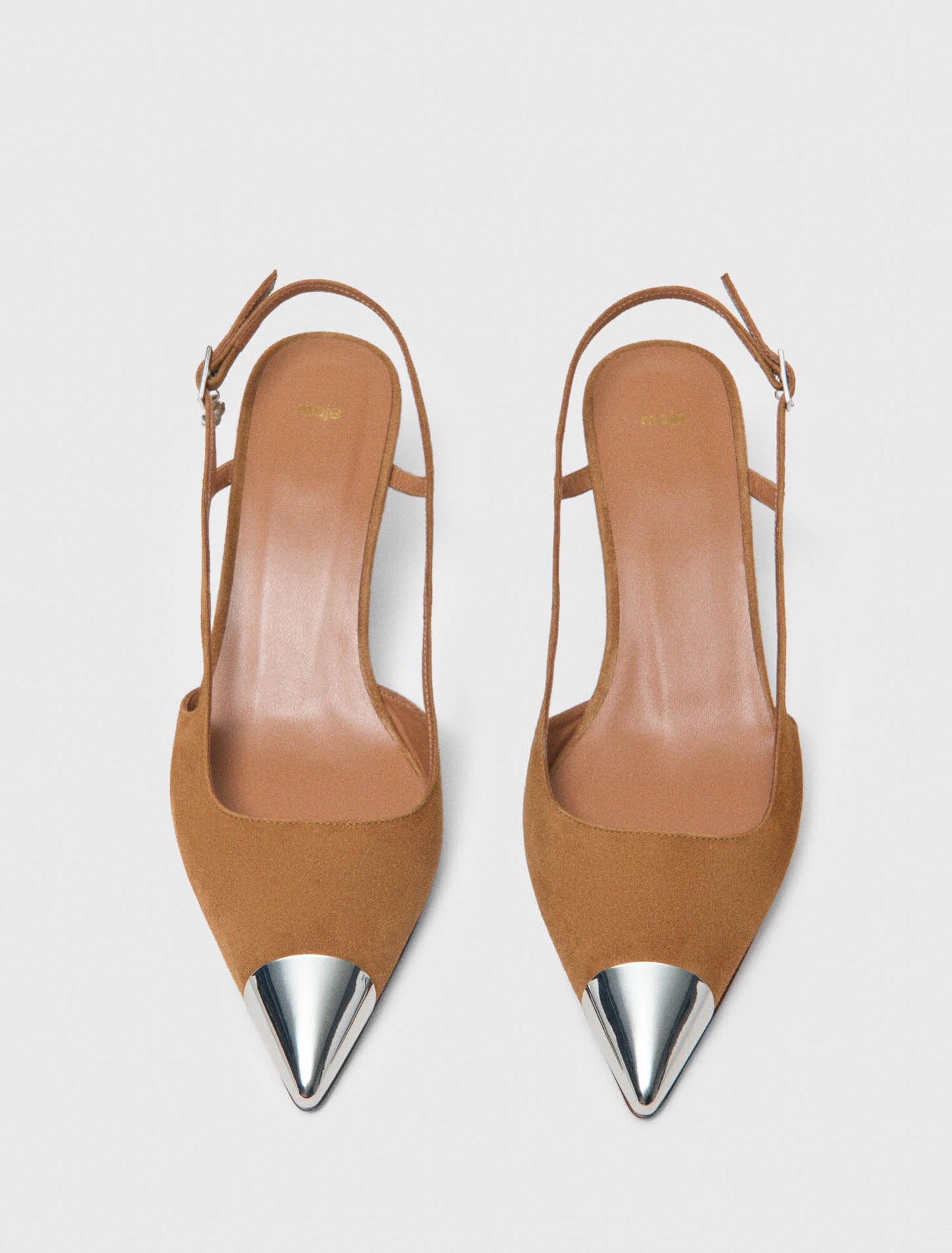 D&eacute;collet&eacute; camoscio punta metallica