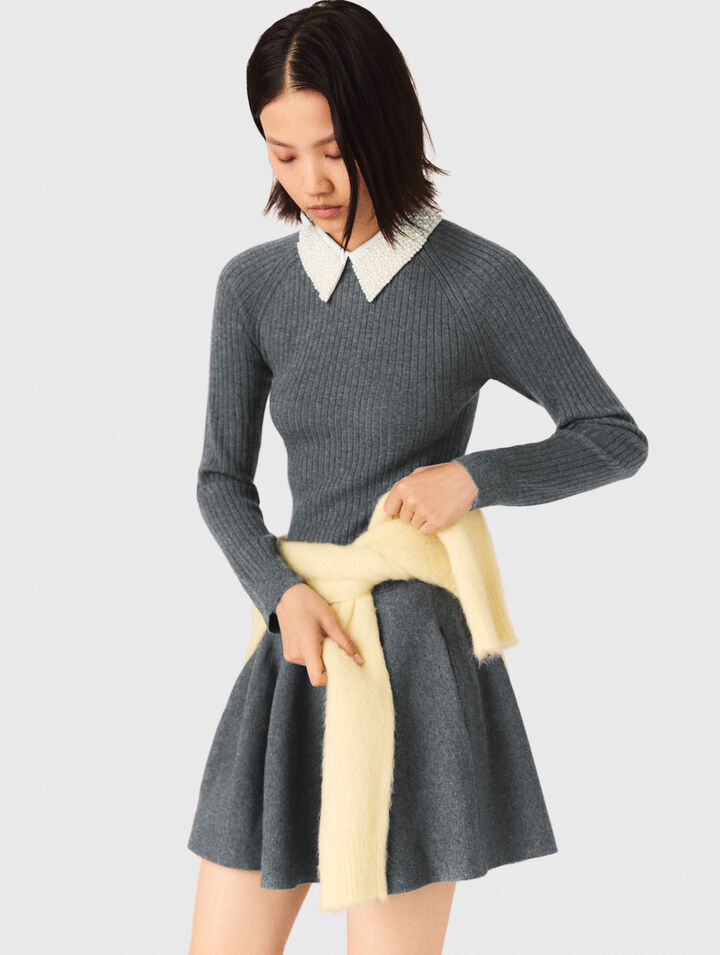 Abito corto maglia collo perlato