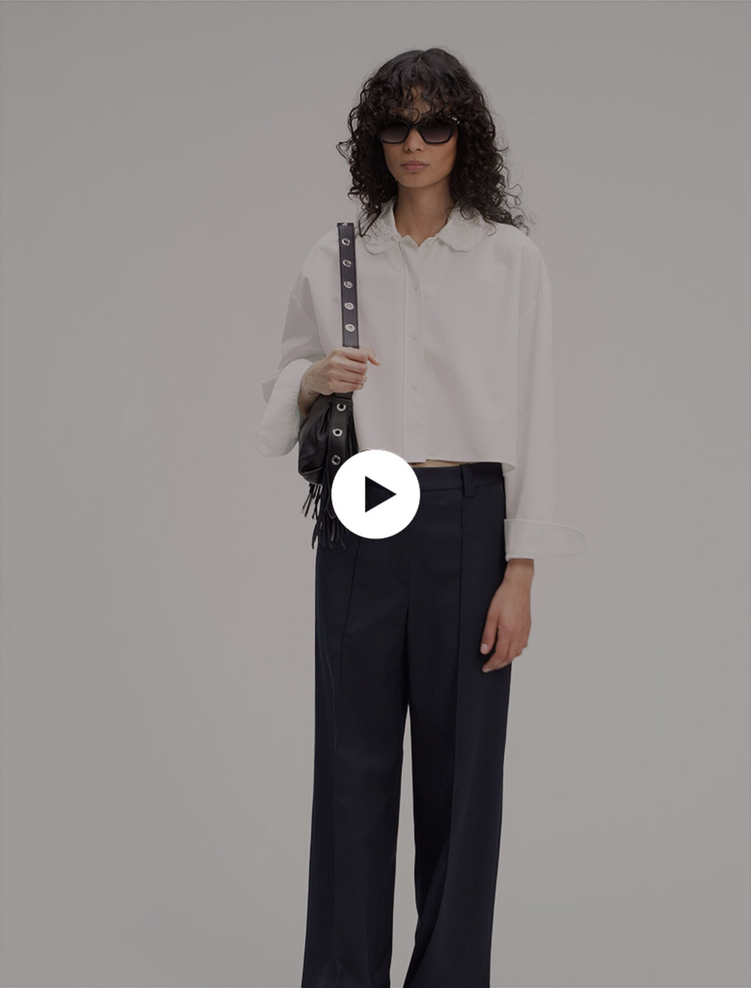 Camicia corta con colletto ricamato
