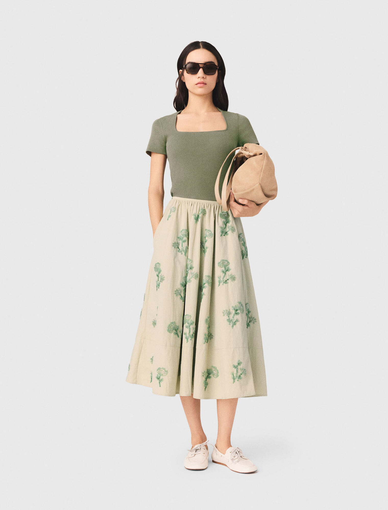 Gonna in tessuto tecnico ricamata