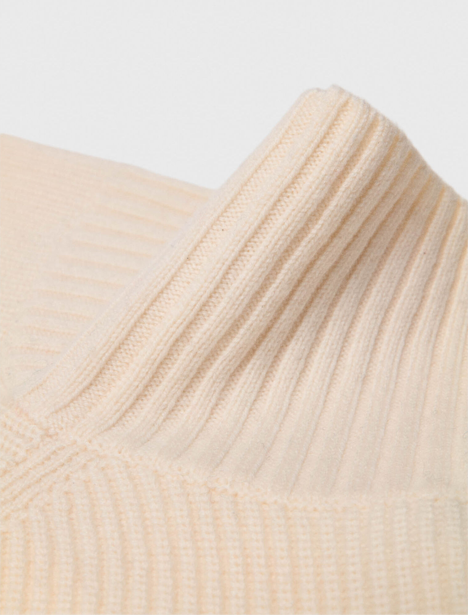 Collo in lana e cashmere