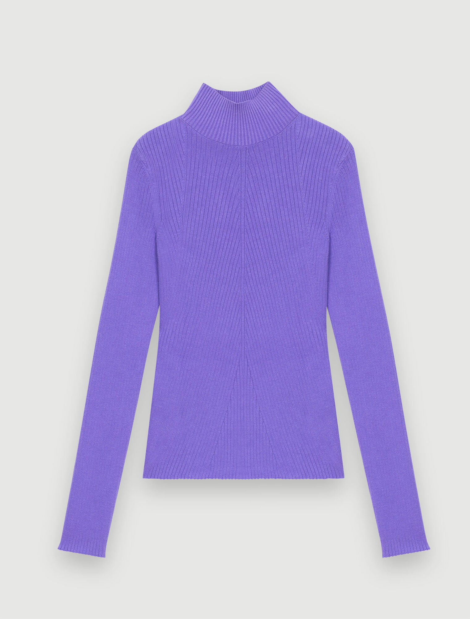 Pullover attillato a collo alto