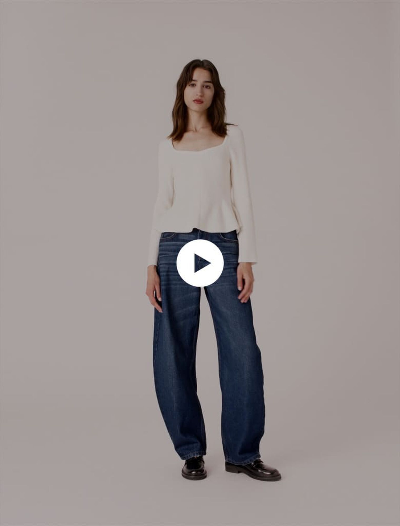 Pullover con vita peplum