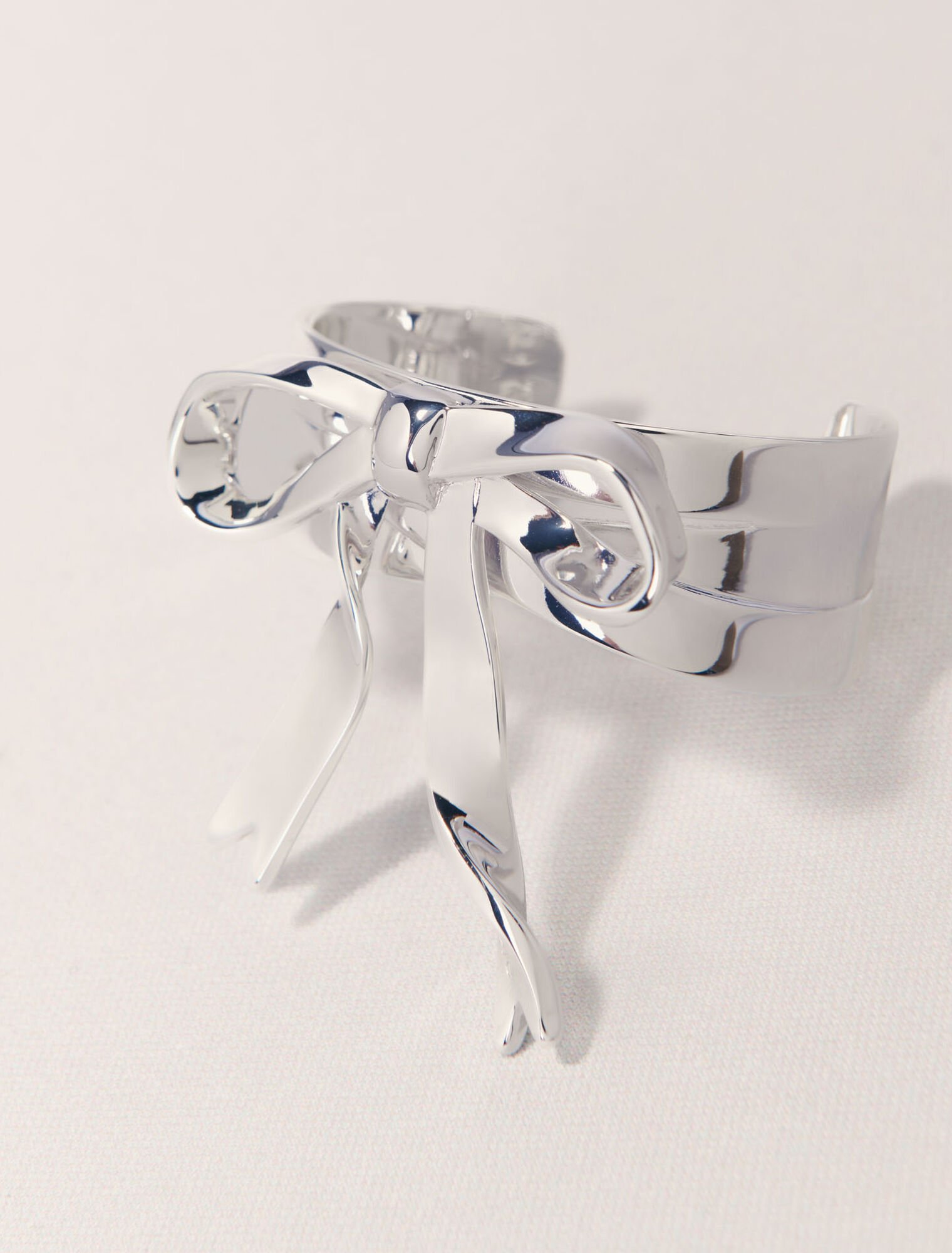 Bracciale con fiocco argentato