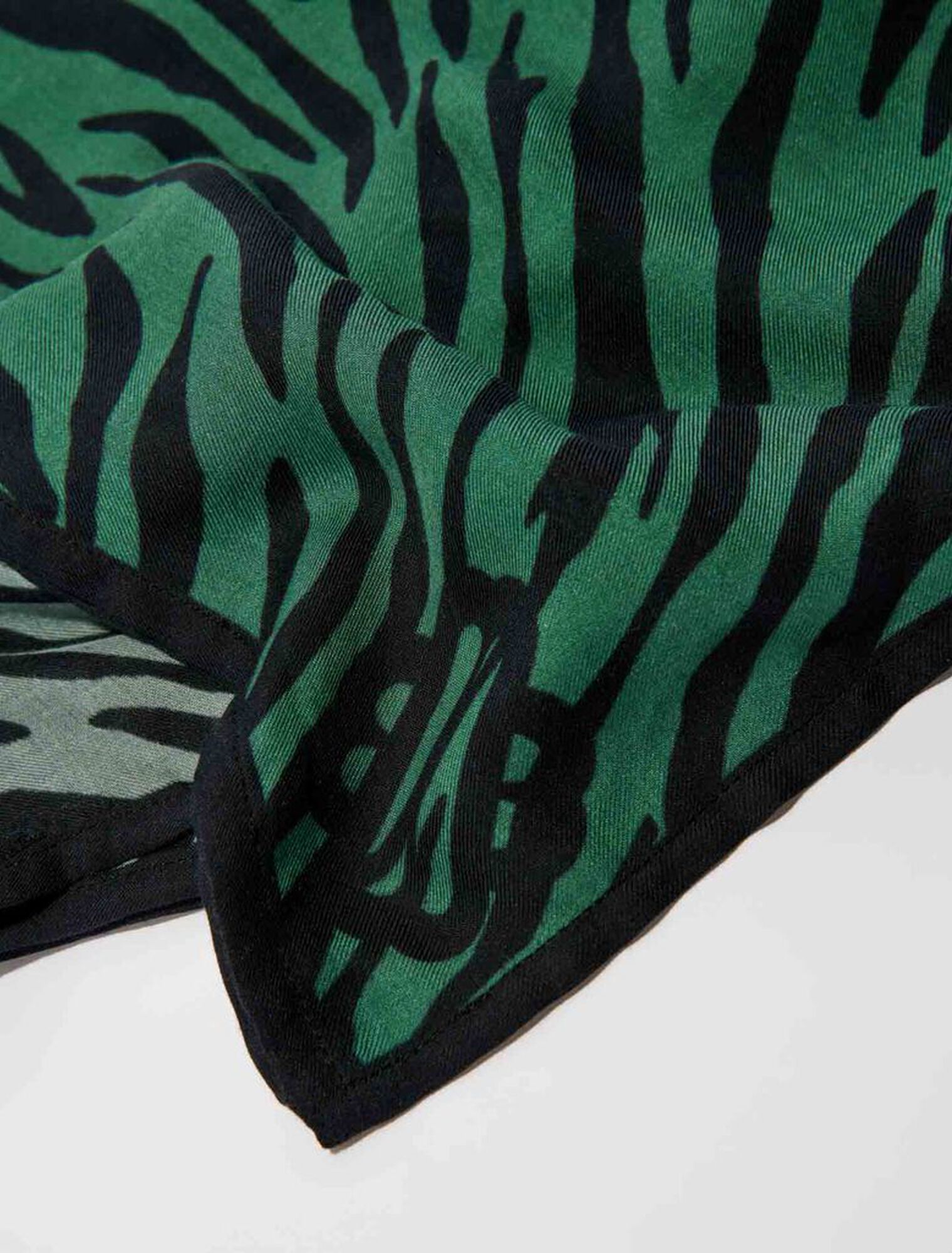 Foulard con stampa zebrata
