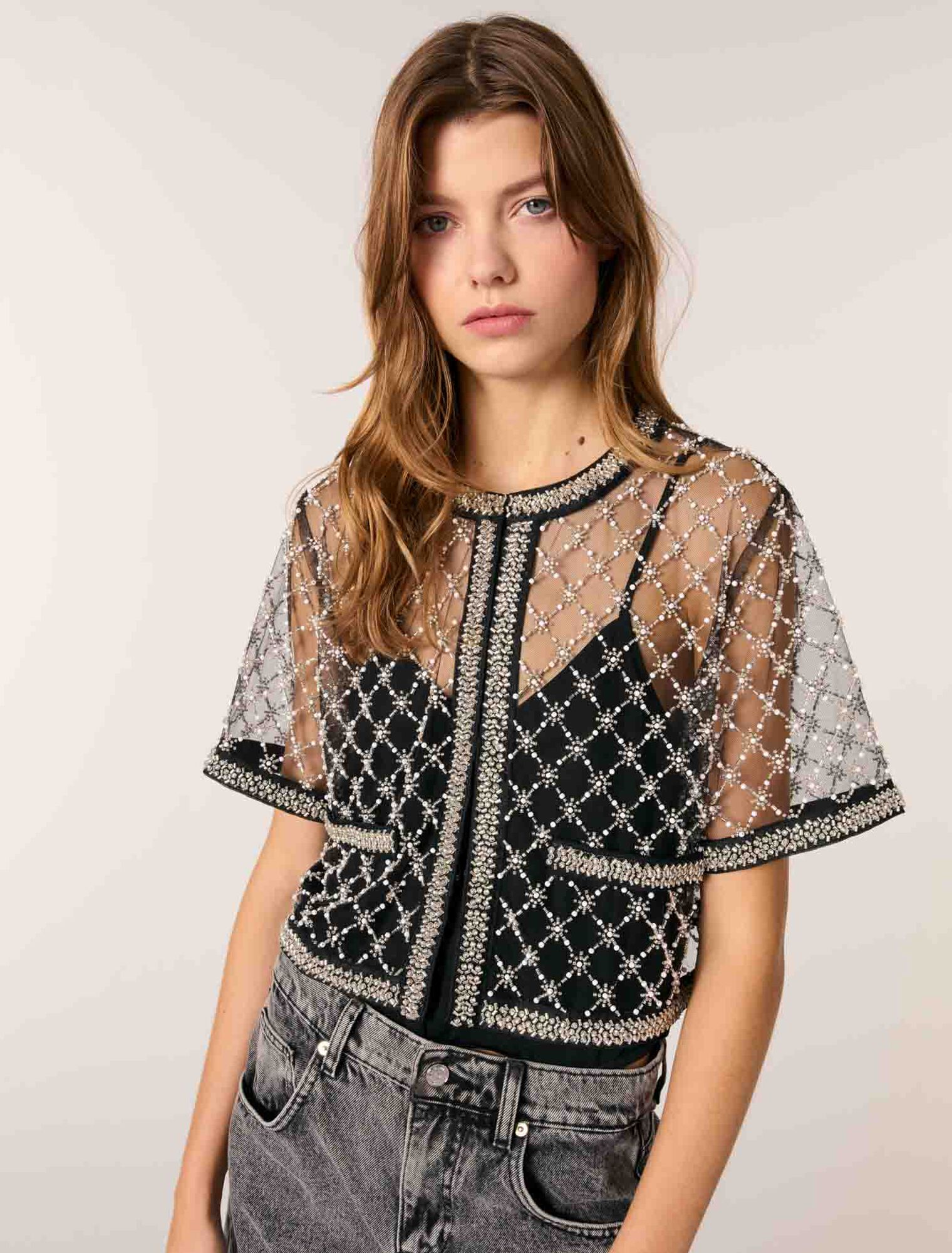 Top in tulle ricamato