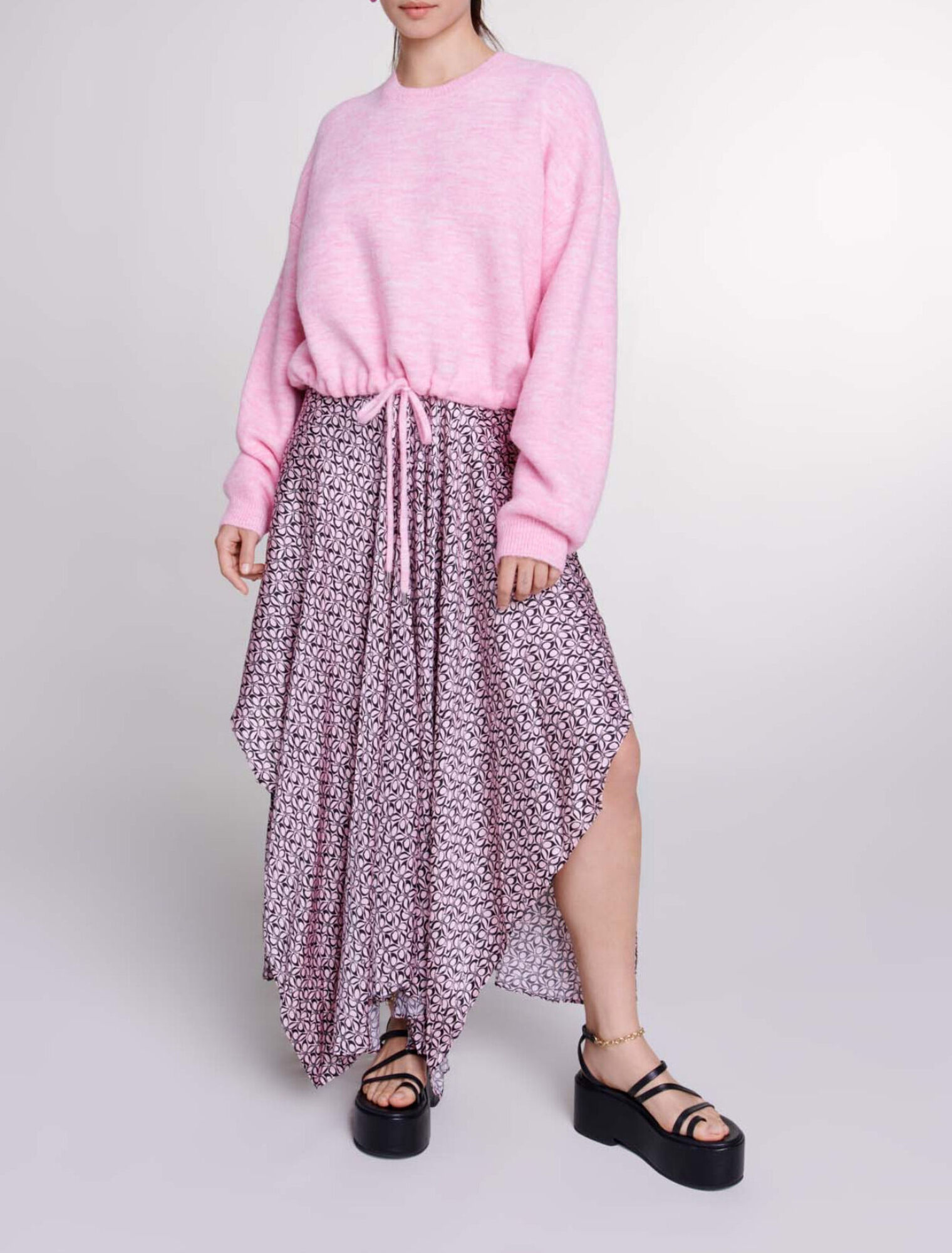 Pull corto in maglia allacciato