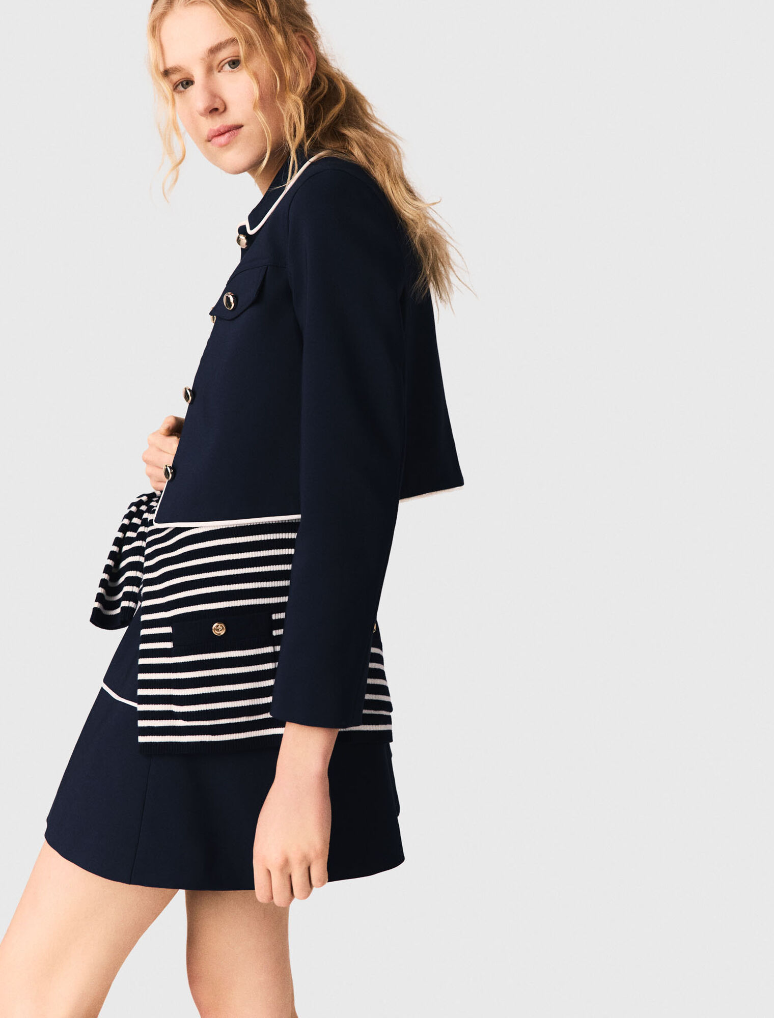 Giacca corta contorni a contrasto