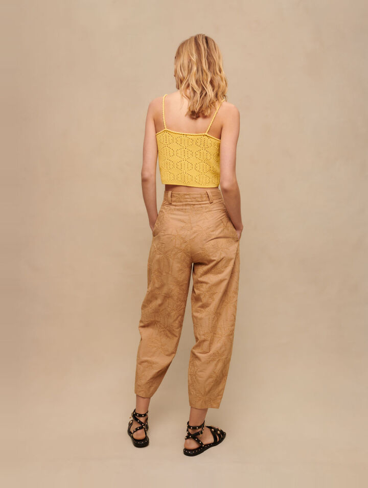 Pantaloni a carota