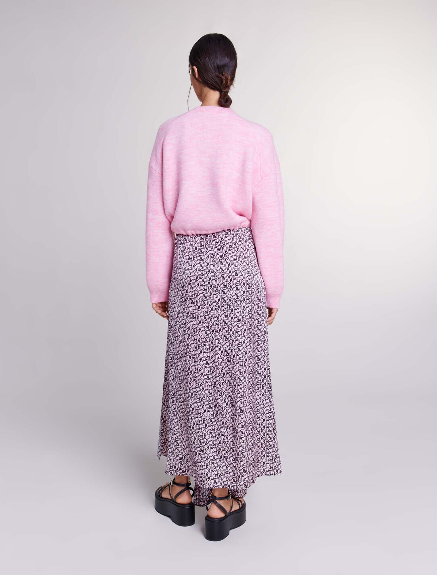 Pull corto in maglia allacciato