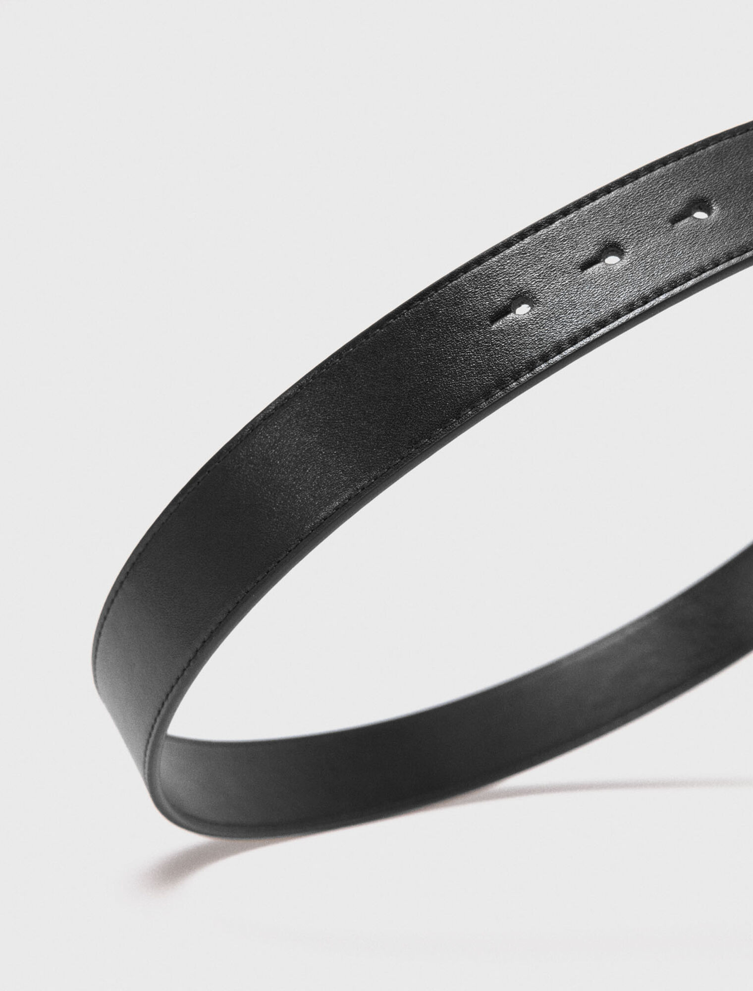 Cintura in pelle con fibbia ovale