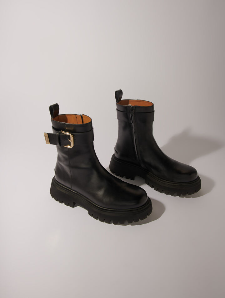 Stivaletti in pelle con fibbia