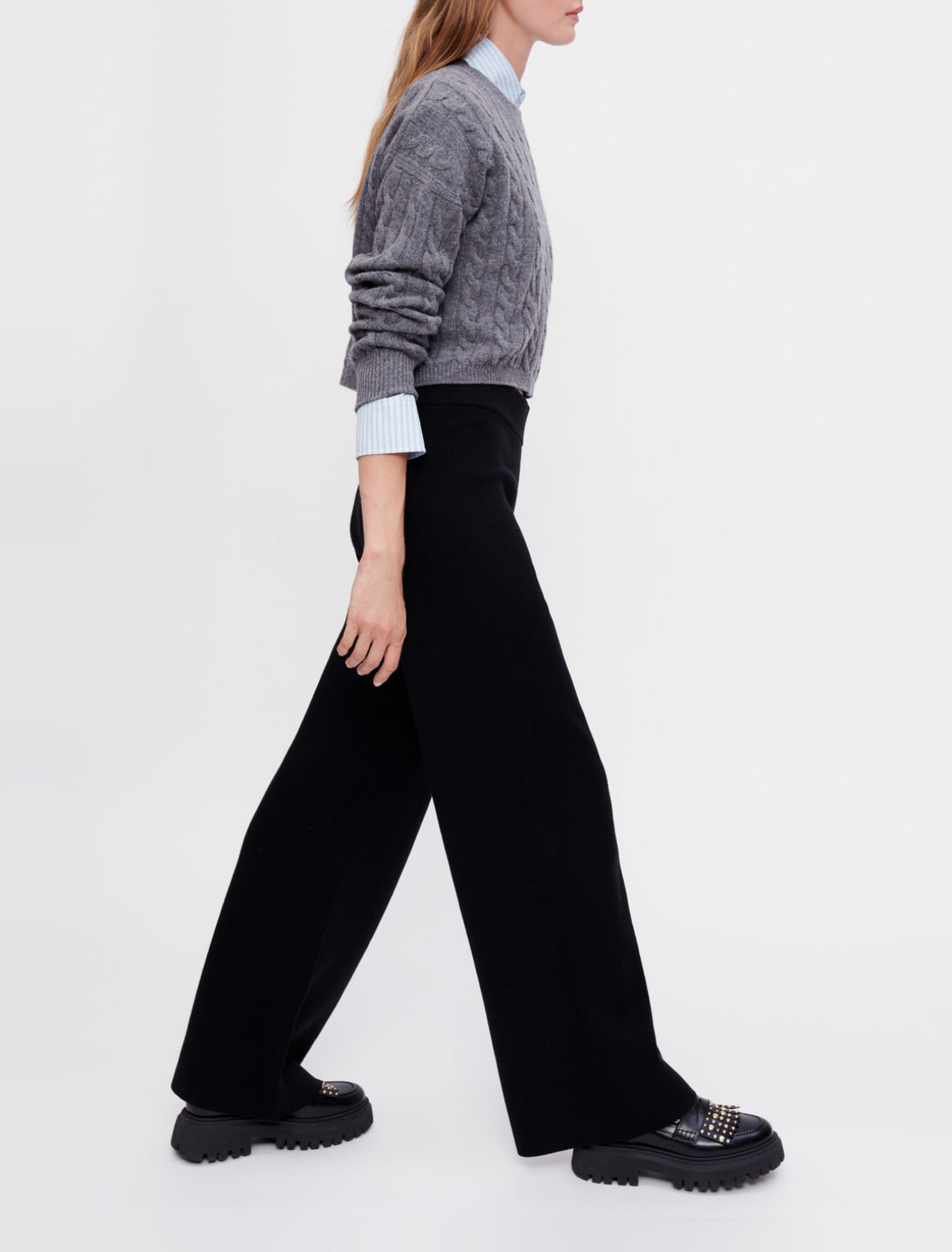 Pantaloni neri a gamba larga in maglia