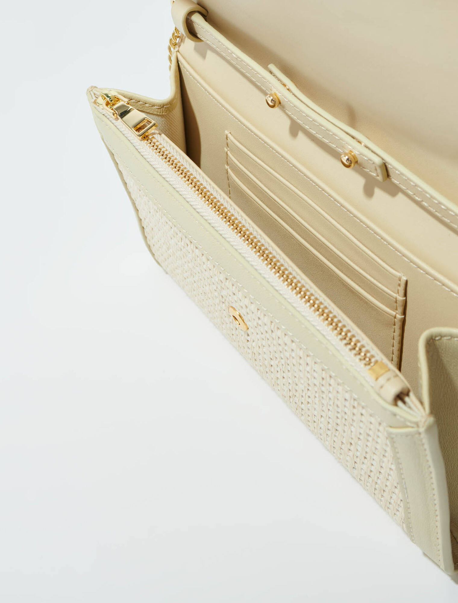 Pochette con catena effetto rafia