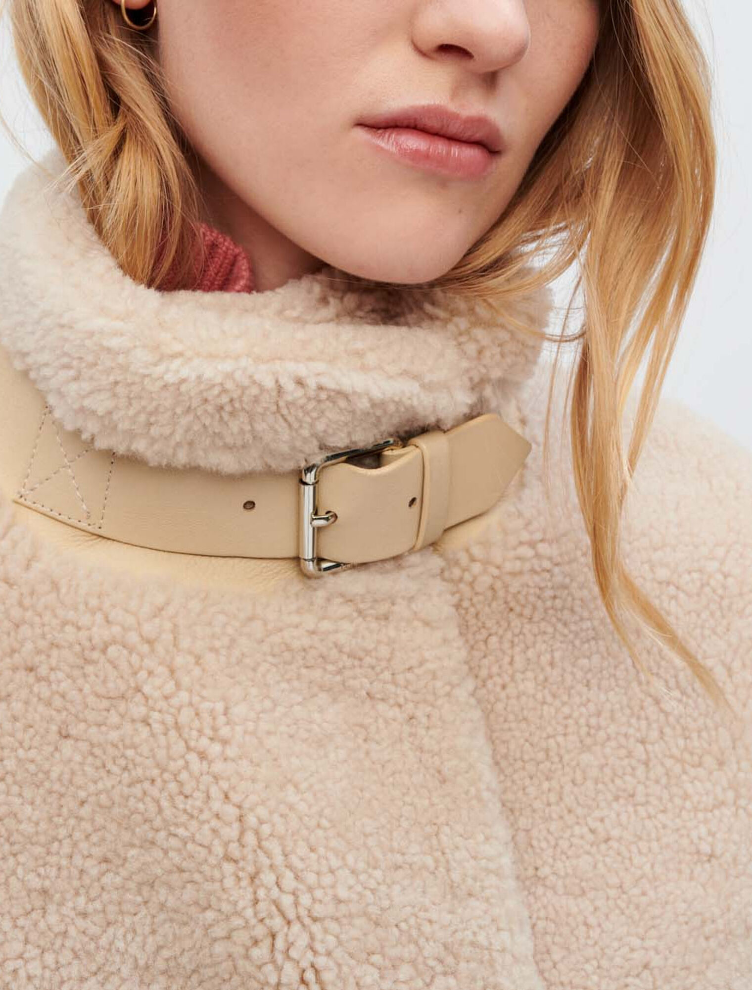 Cappotto in pelle scamosciata e pelle