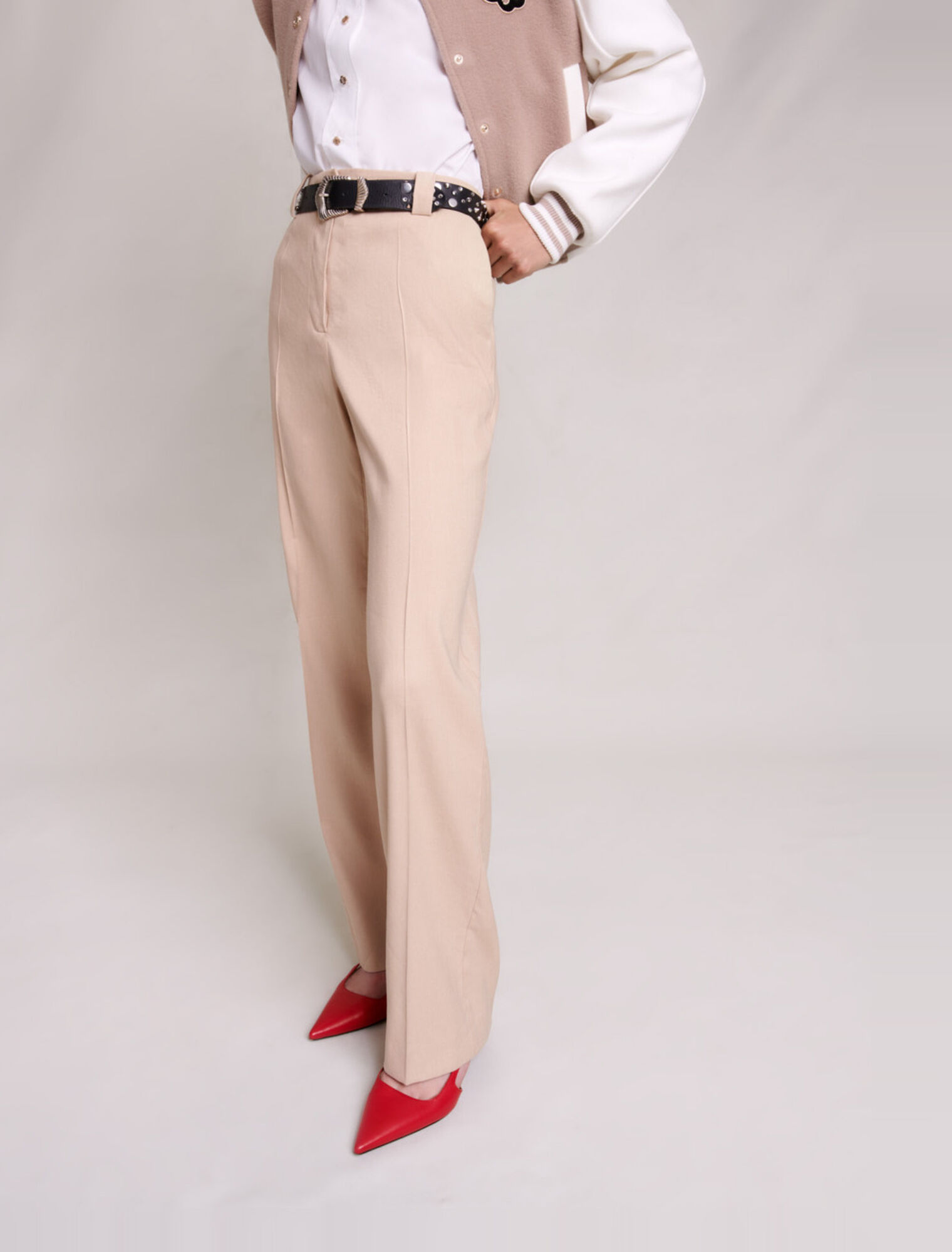 Pantaloni dritti