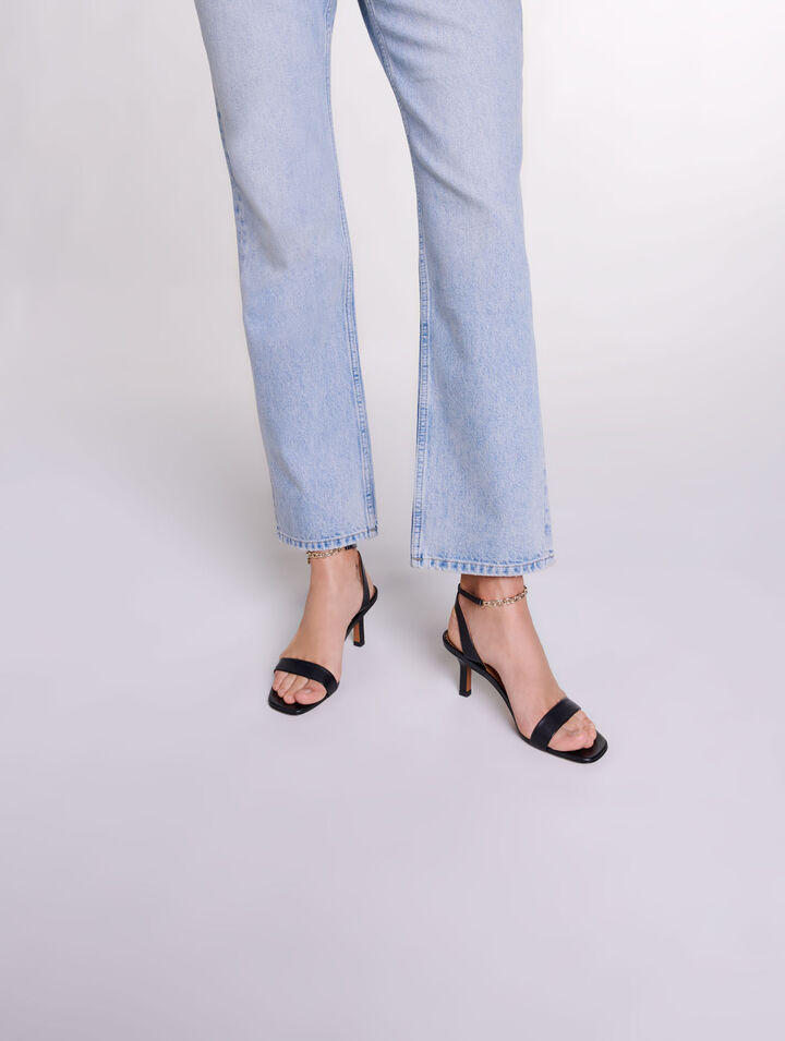 Sandali in pelle con tacchi