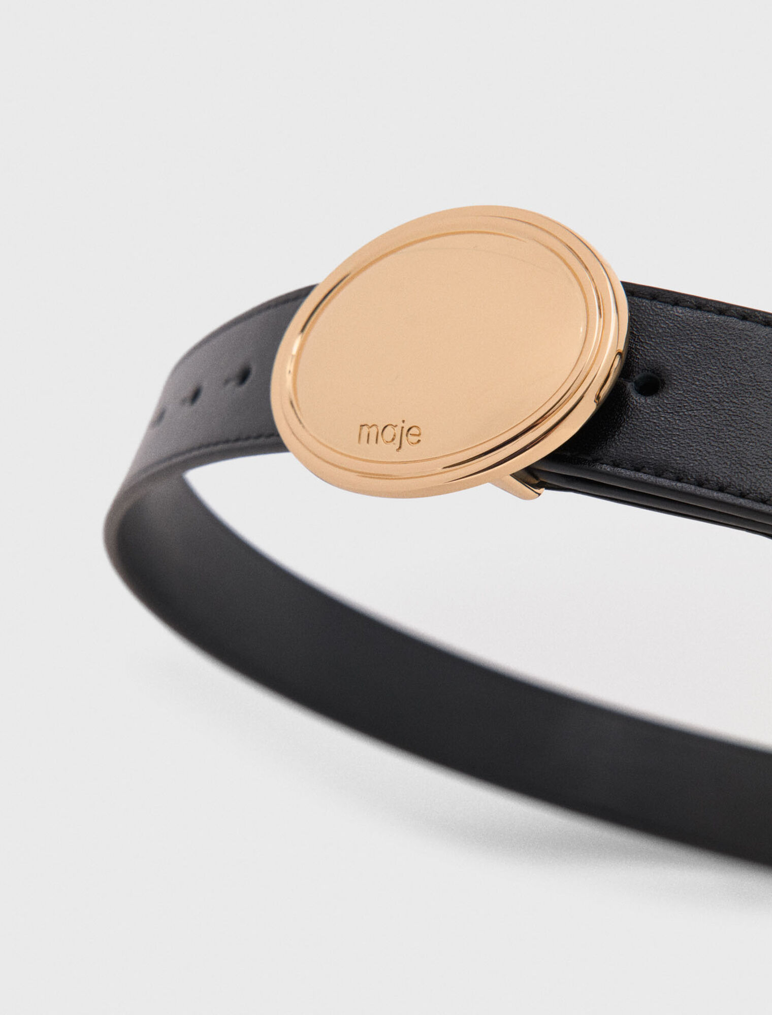 Cintura in pelle con fibbia ovale