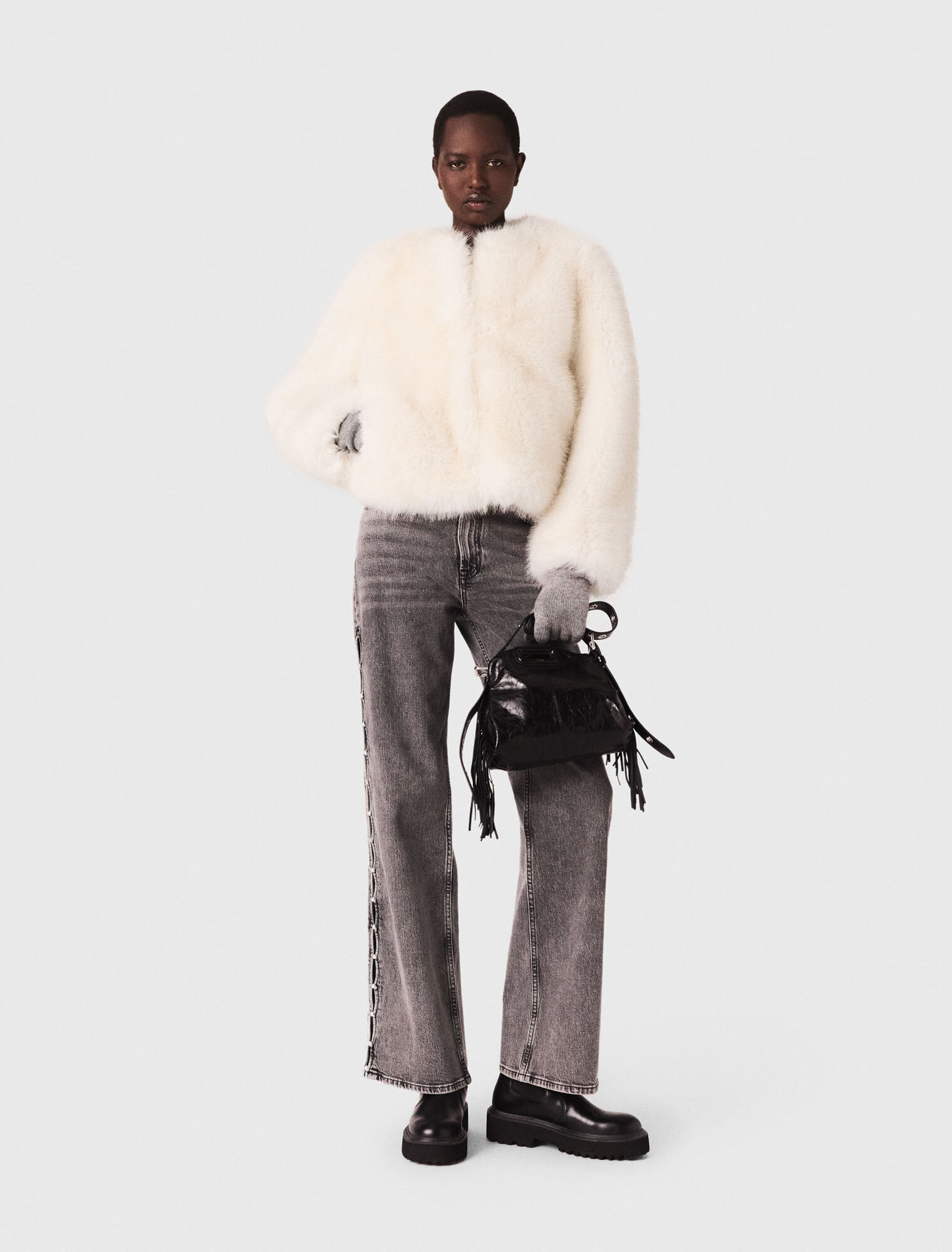 Jeans larghi con perle