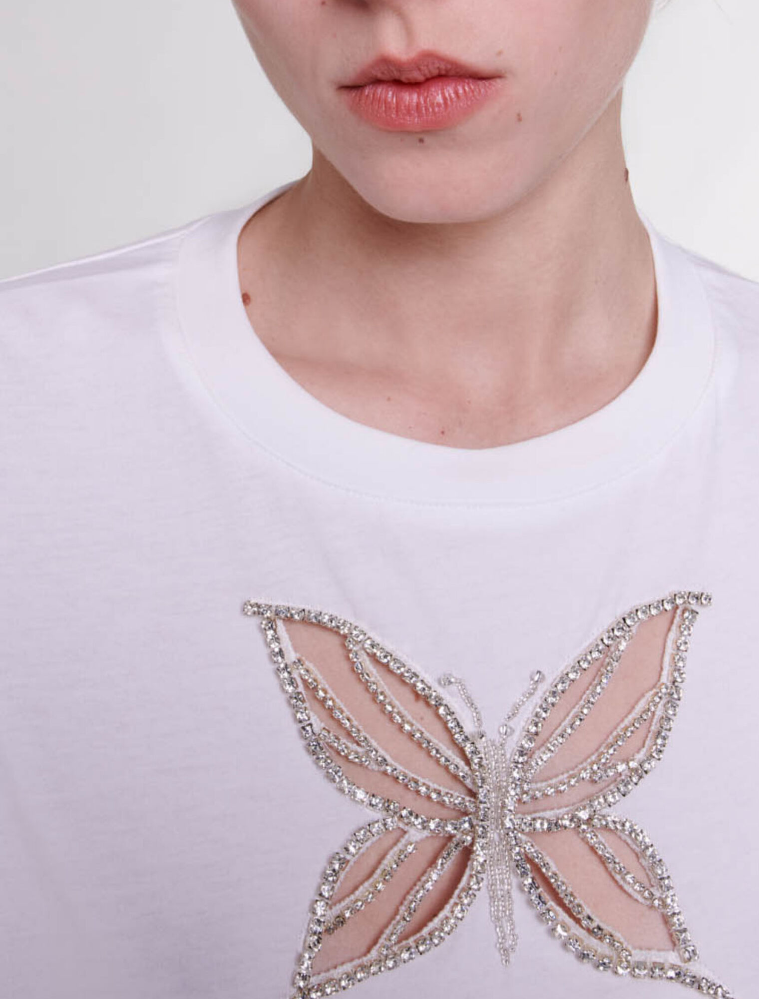 T-shirt con strass