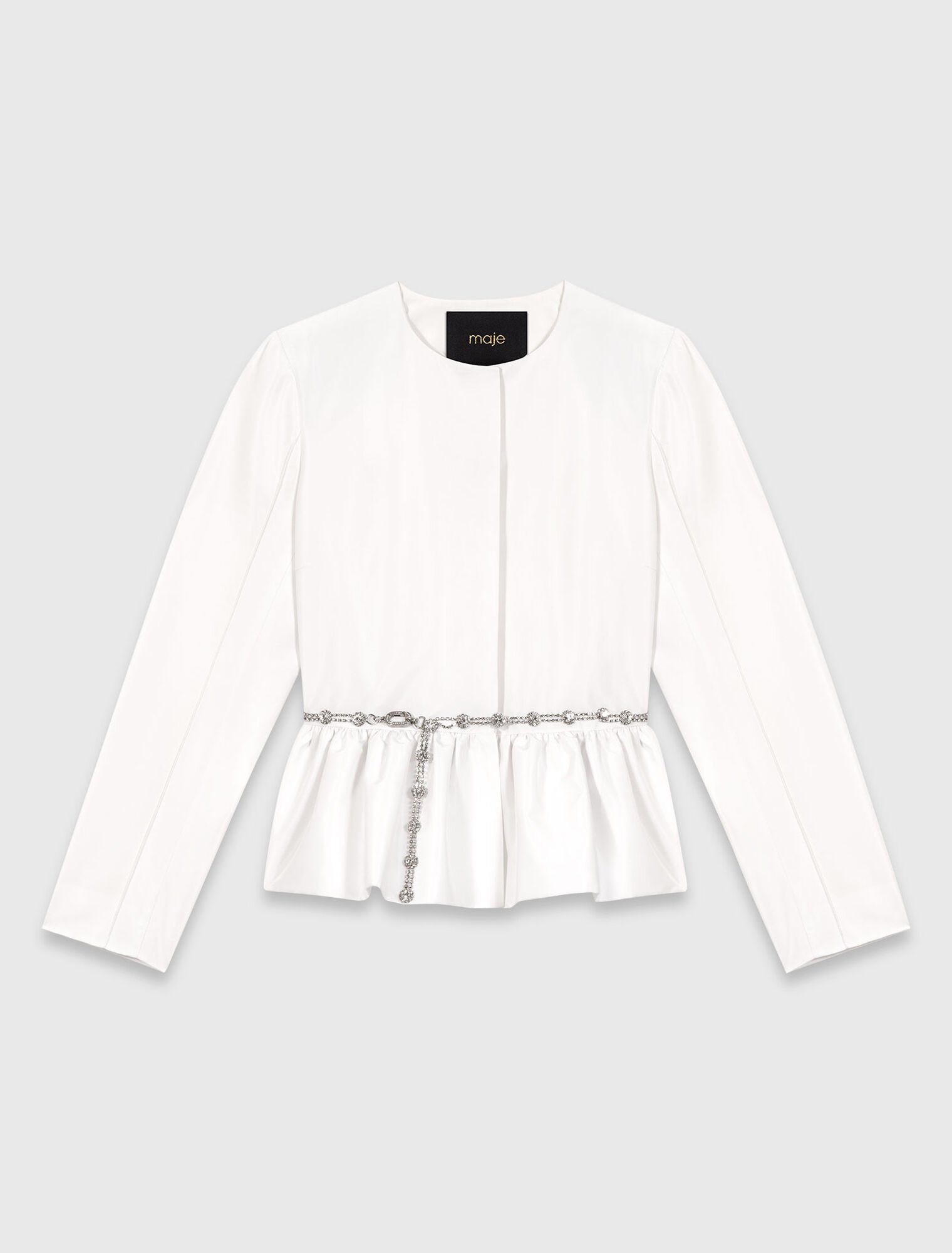 Giacca corta e cintura gioiello