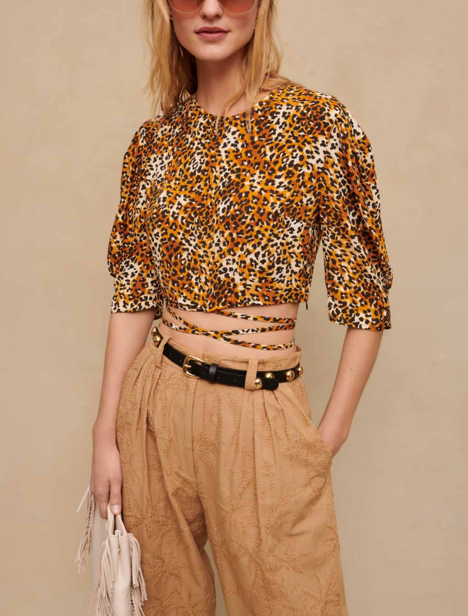 Crop top con stampa leopardo