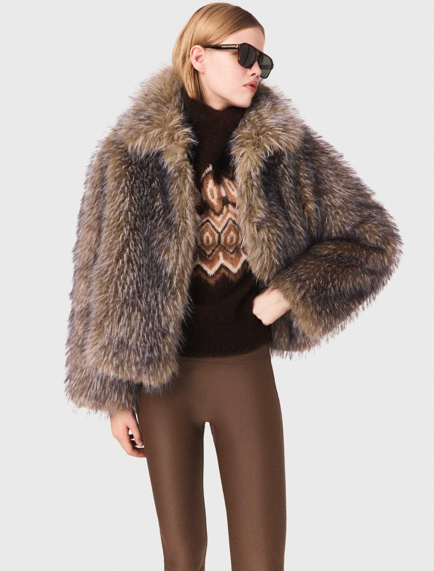 Cappotto corto in ecopelliccia