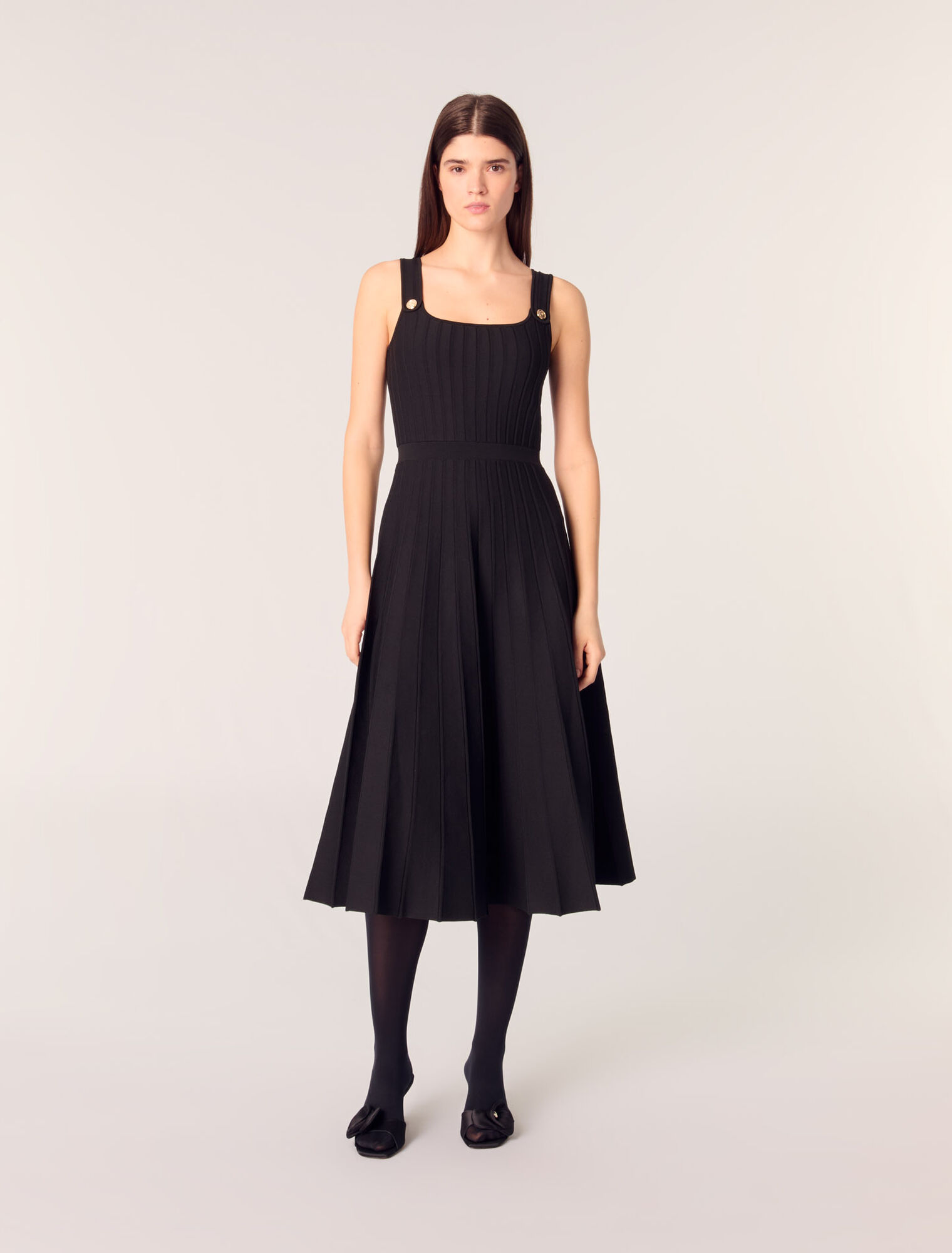 Abito midi in maglia plissettata