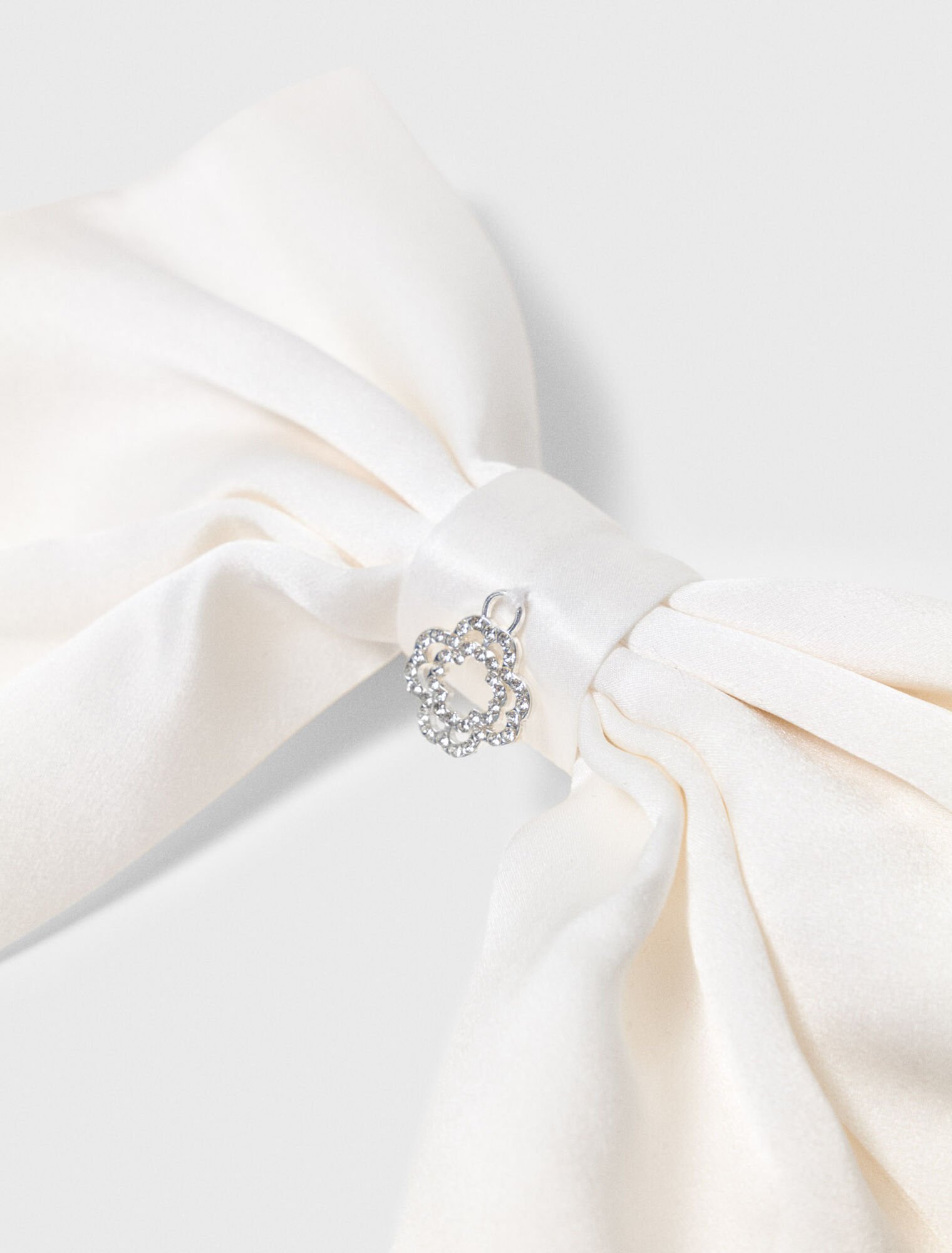 Fermaglio con fiocco in raso