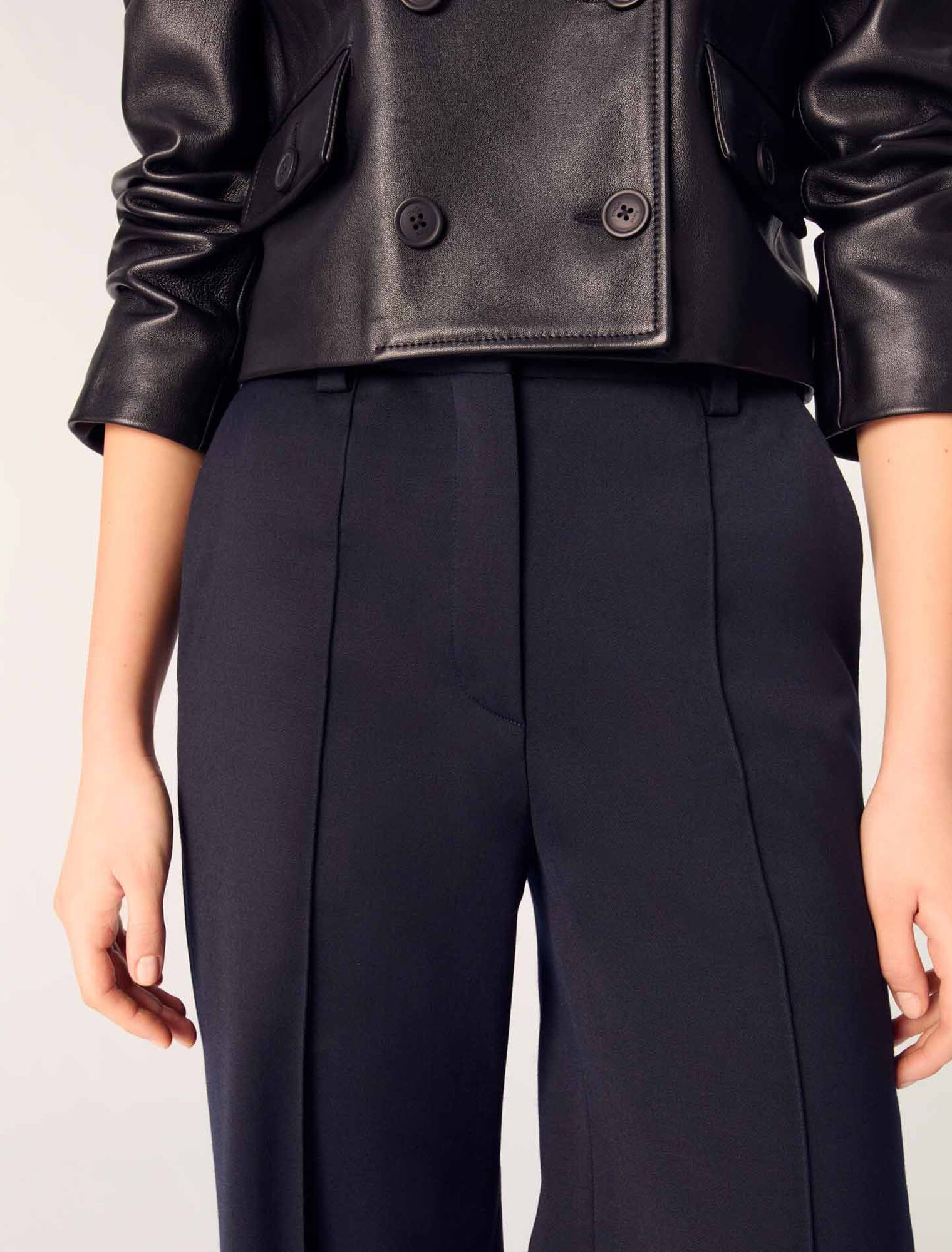 Pantaloni da tailleur con piega