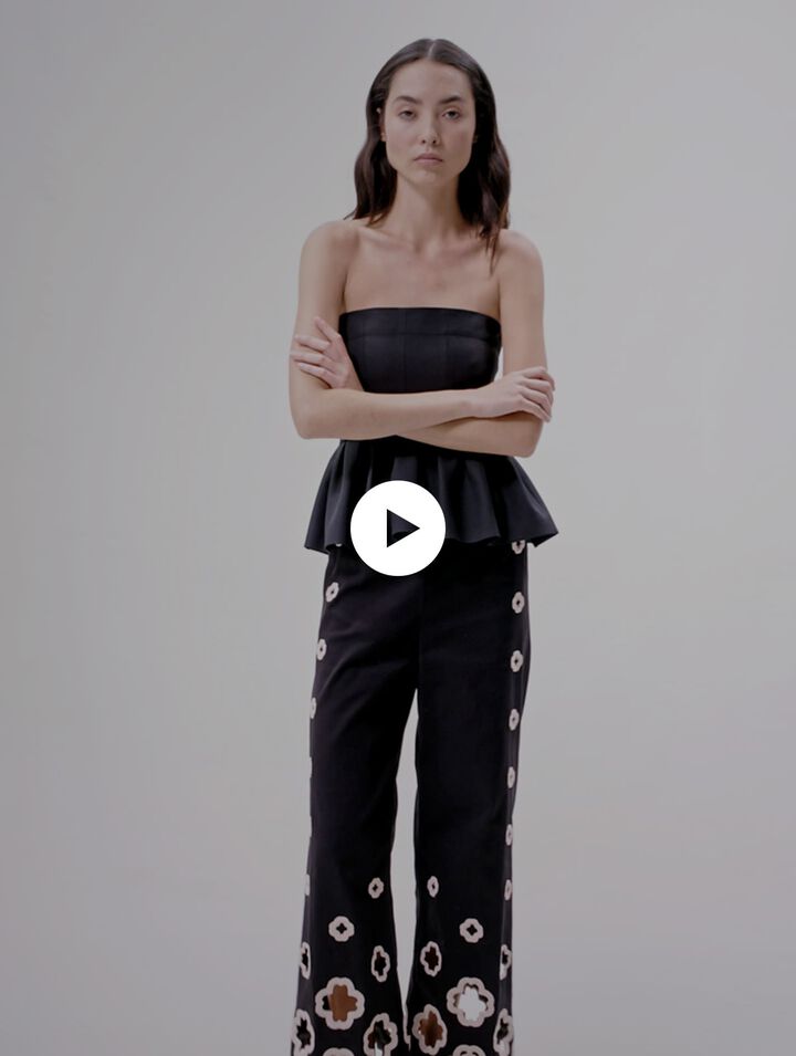 Pantaloni larghi in crochet